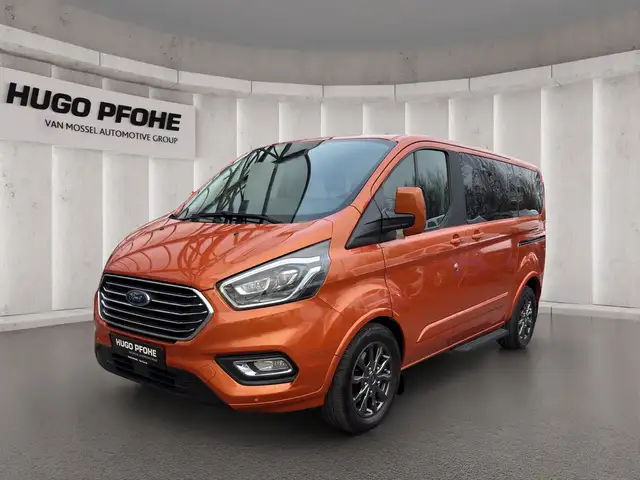 Ford Tourneo Custom Titanium X 310 L1H1 2.0TDCi 125kW Auto Turnier. 5-
