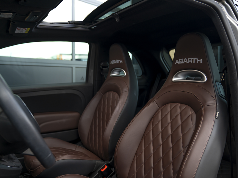 Abarth 595 Turismo 165pk | Schuif-/kanteldak | Apple CarPlay — photo 8