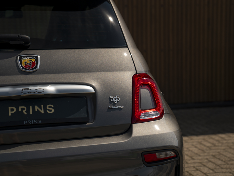 Abarth 595 Turismo 165pk | Schuif-/kanteldak | Apple CarPlay — photo 24