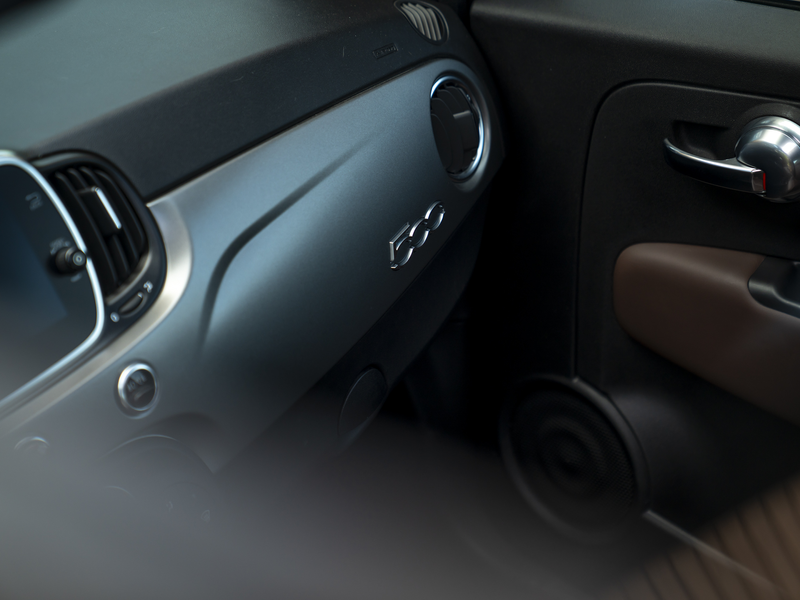Abarth 595 Turismo 165pk | Schuif-/kanteldak | Apple CarPlay — photo 29