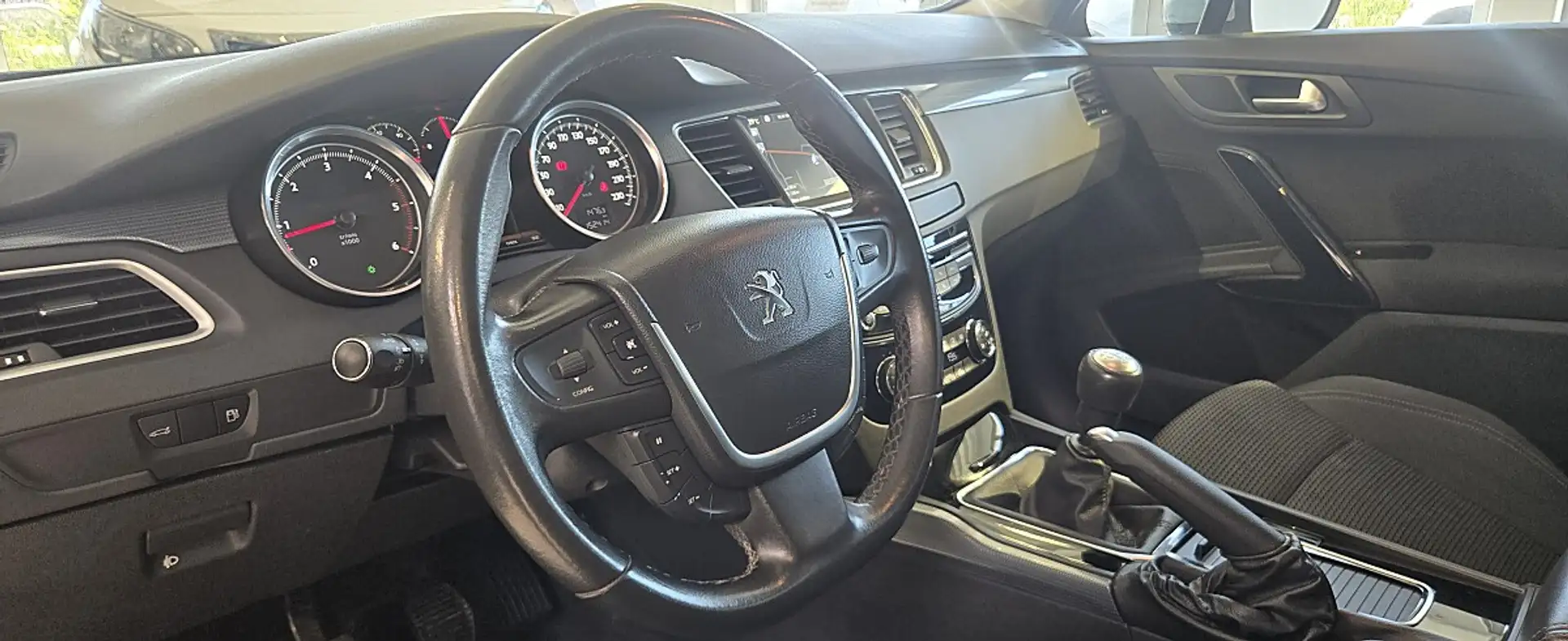 Peugeot 508 2,0 HDI Active Silber - 2