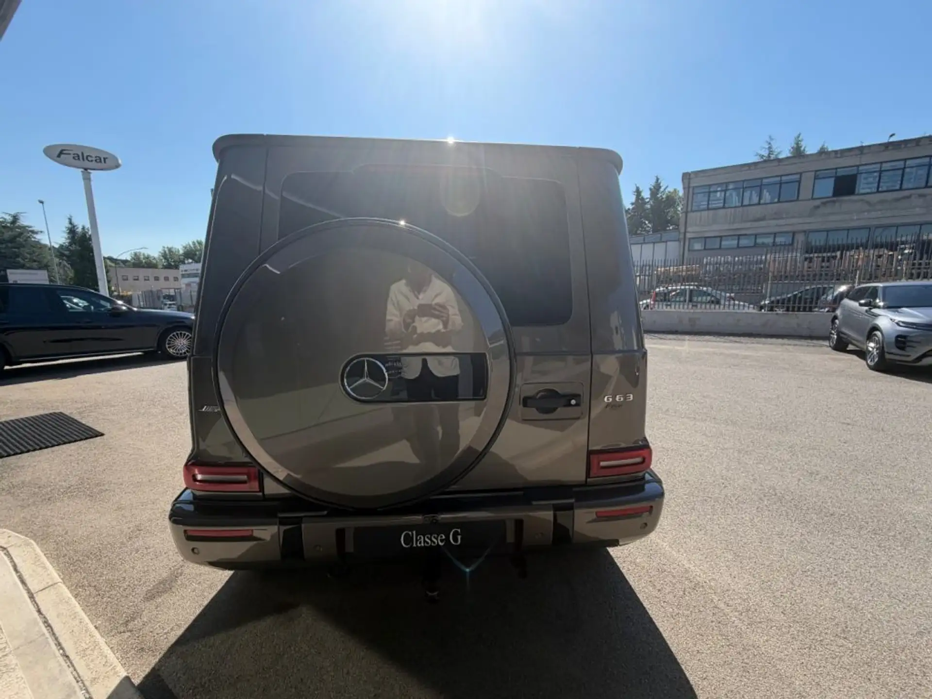 벤츠 G-Class 2026 건메탈 사진 4