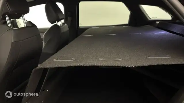 Peugeot 3008 view 13