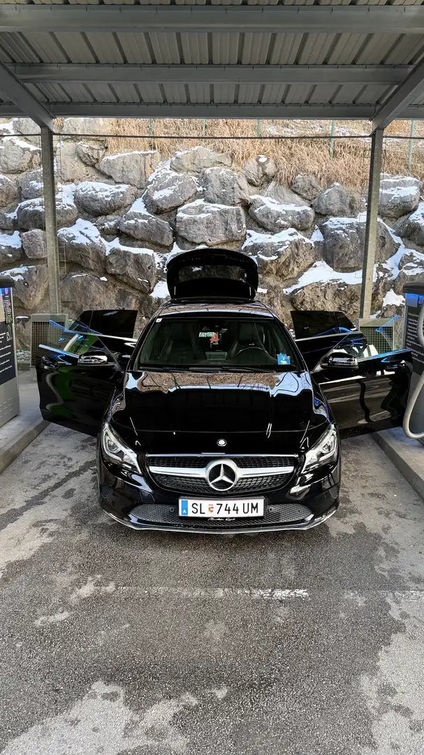 Mercedes-Benz CLA 220 Shooting Brake d 4Matic 7G-DCT Urban - 1