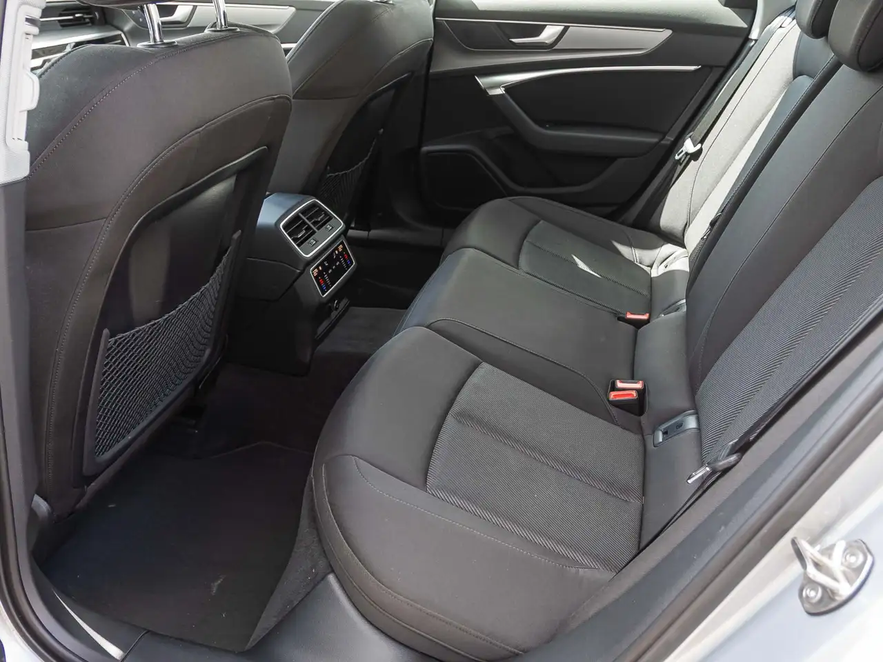 Audi A6 sport 40TDI qu Navi LED HuD Standhzg ACC AHK 16