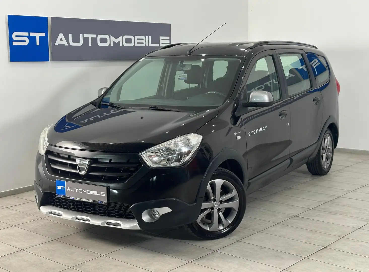 Dacia Lodgy Stepway // 1.BESITZ // 7-SITZER // NAVI // PDC // Schwarz - 1