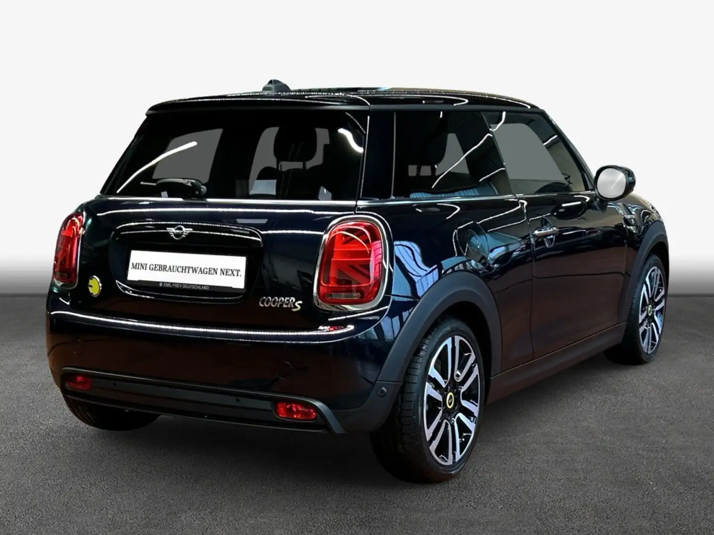 MINI Cooper SE Cooper SE Classic Trim, SHZ, PDC, LED Schwarz - 2