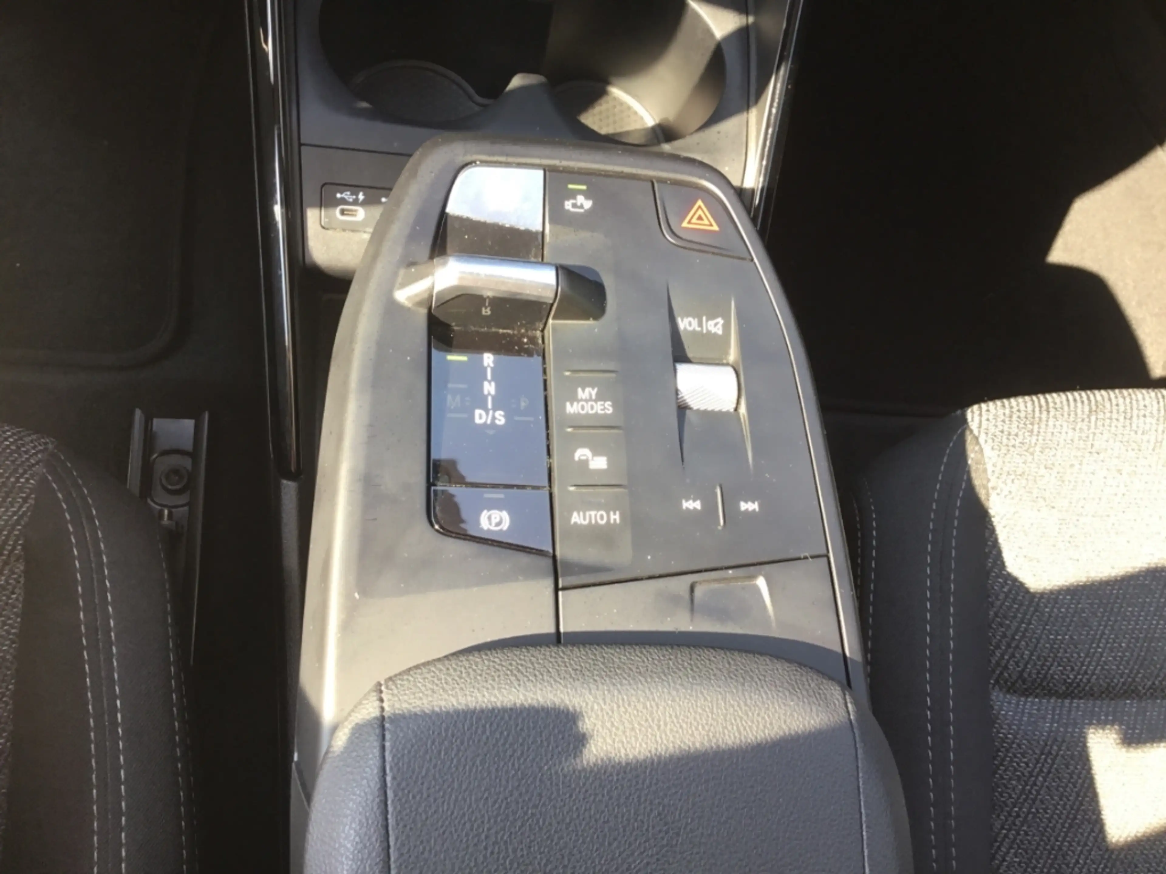 BMW 220 Active Tourer i HUD Navi Digitales Cockpit Memory — photo 15