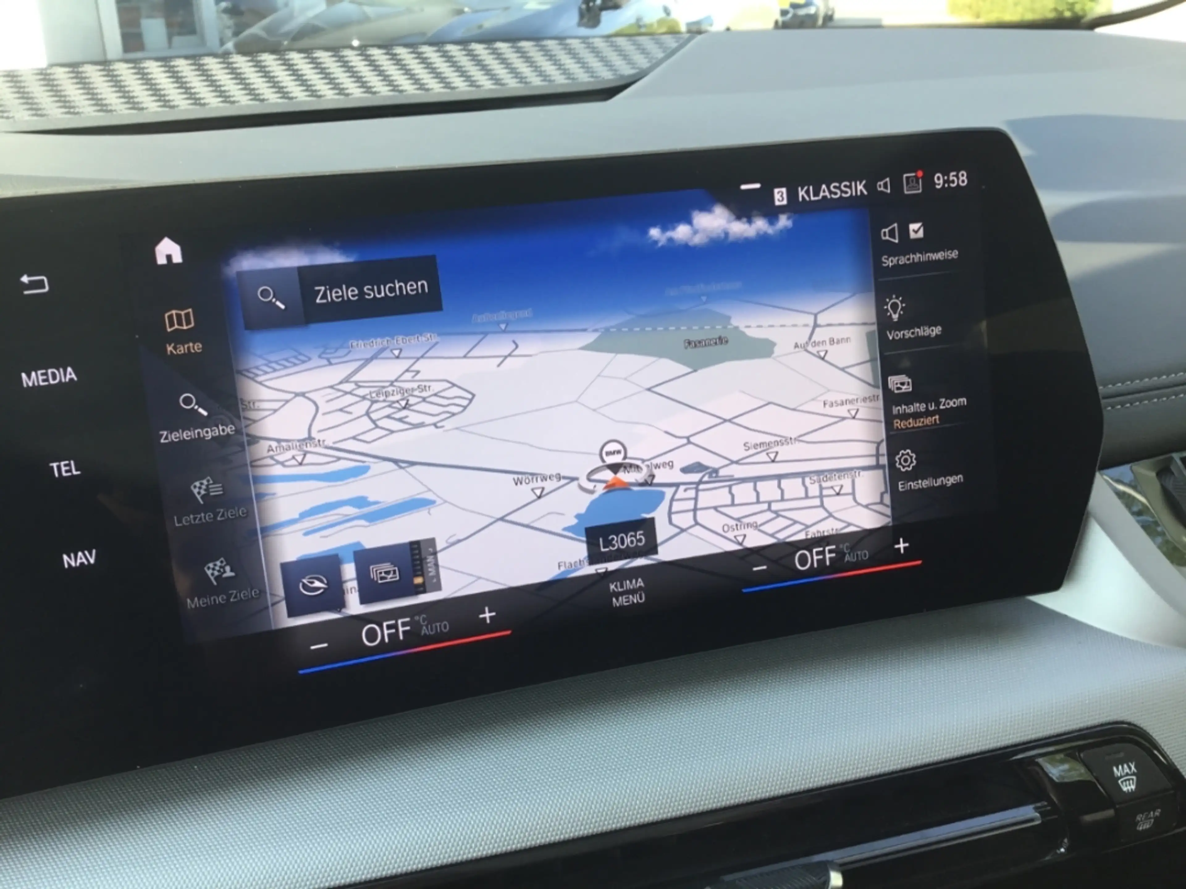 BMW 220 Active Tourer i HUD Navi Digitales Cockpit Memory — photo 13