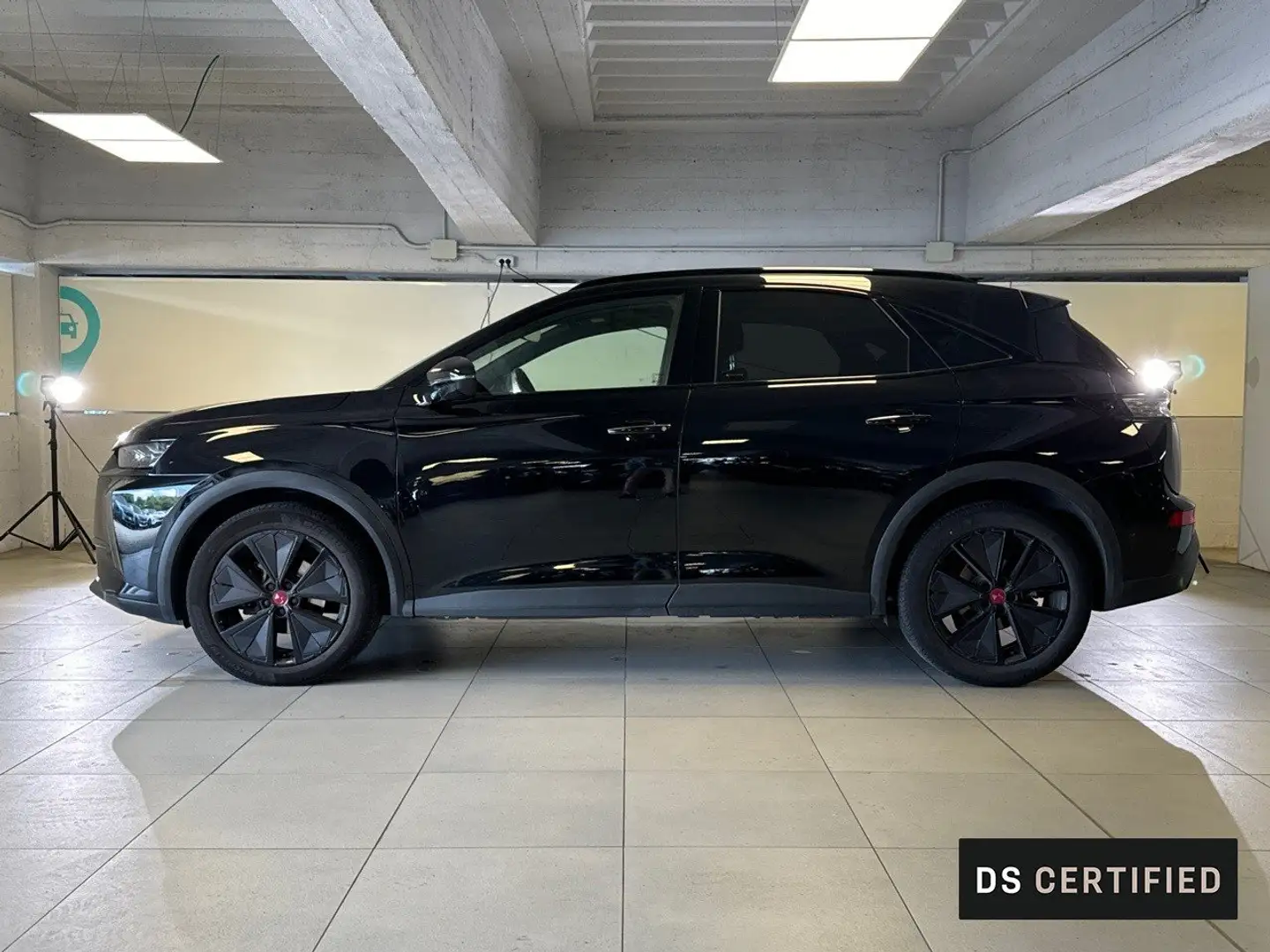 DS Automobiles DS 7 BlueHDi 130 Automatica Performance Line+ Nero - 2