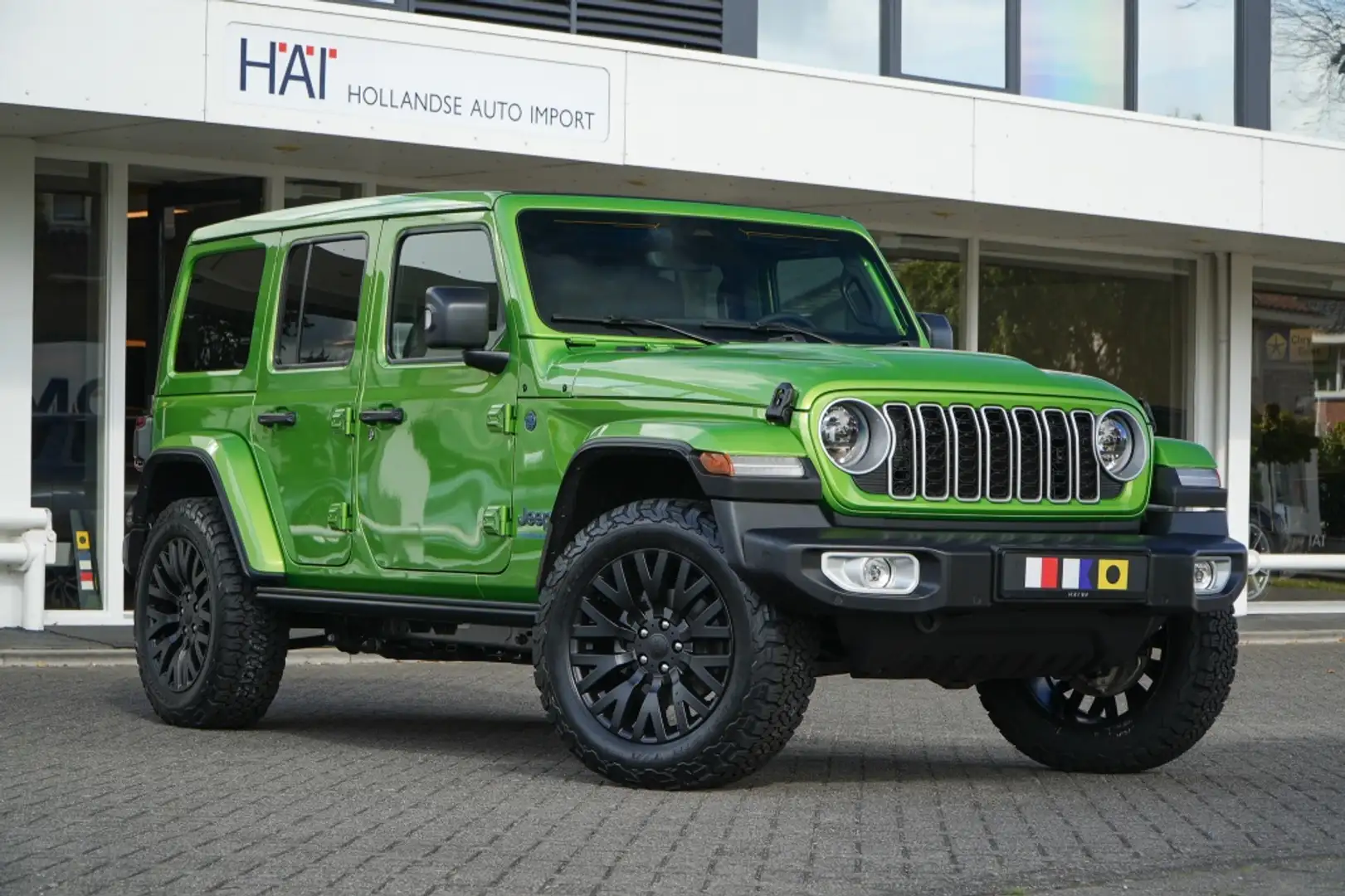 Jeep Wrangler Unlimited 4xe 380 Sahara Sky-one I 4 jaar garantie Vert - 1
