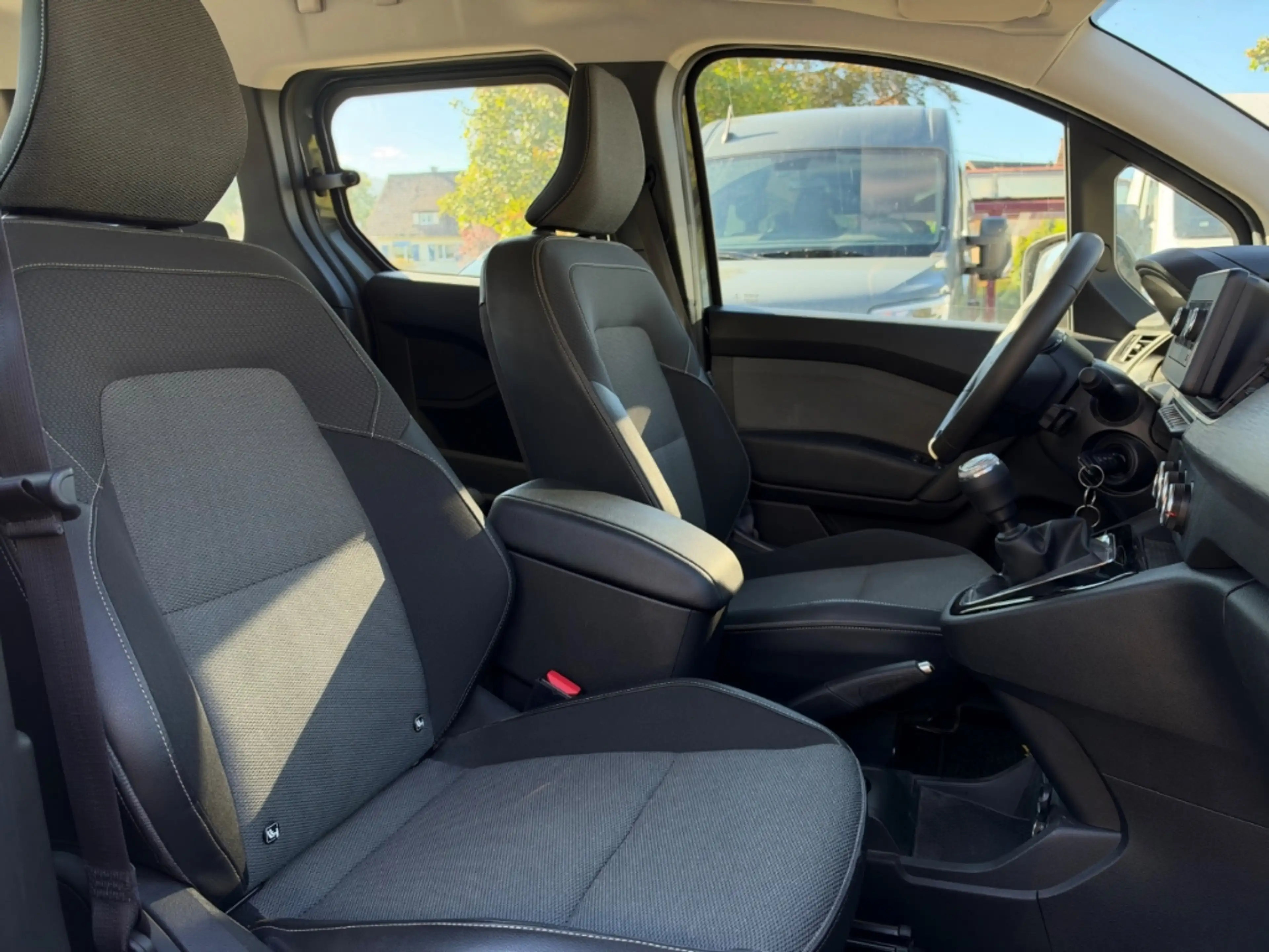 Renault Kangoo III Equilibre LED DAB Spurhalteass. Notbremsass. T — photo 9