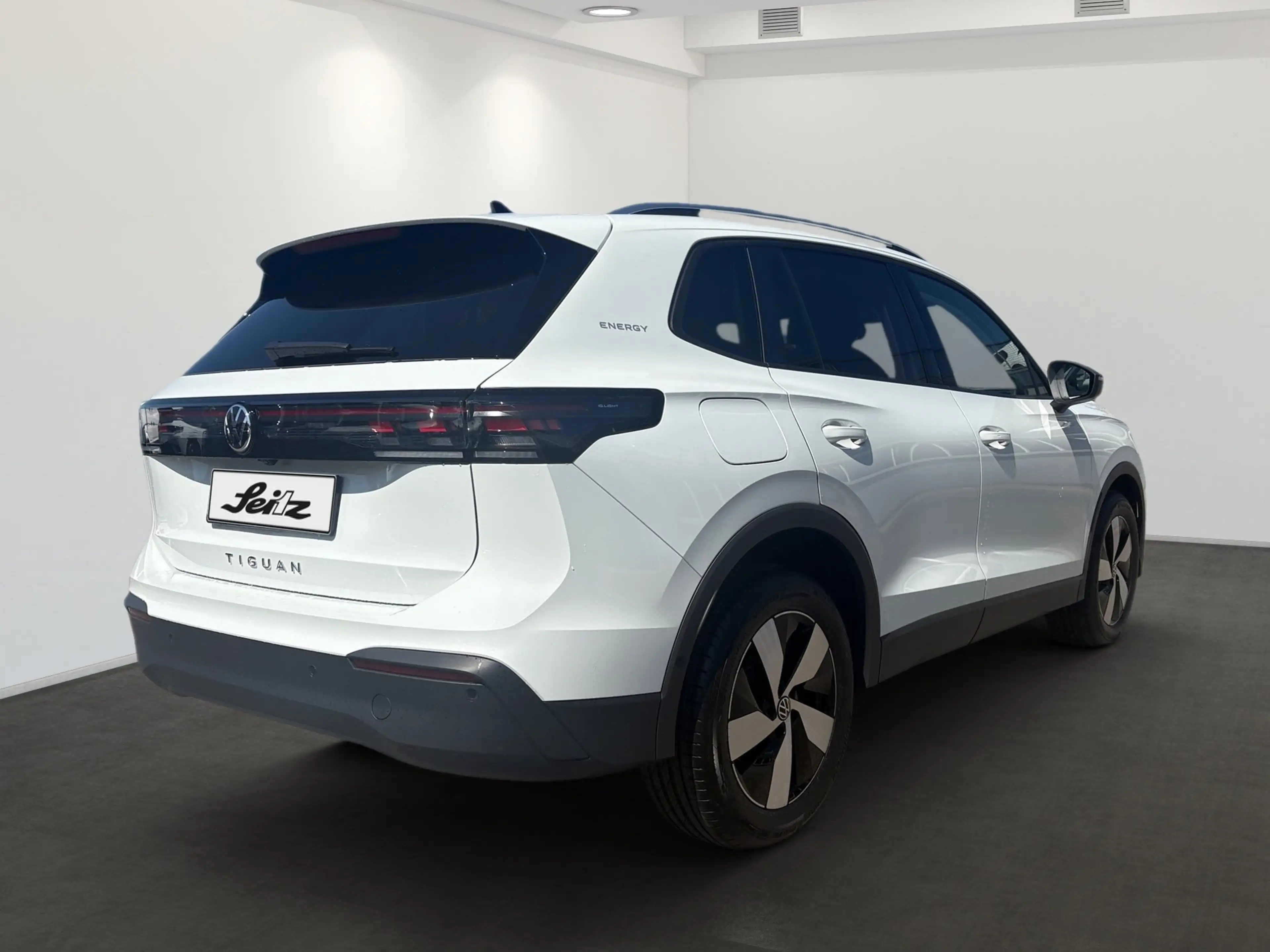 Volkswagen Tiguan 2.0 TDI Energy *AHK*NAVI*KAMERA*SITZHZG* — photo 6