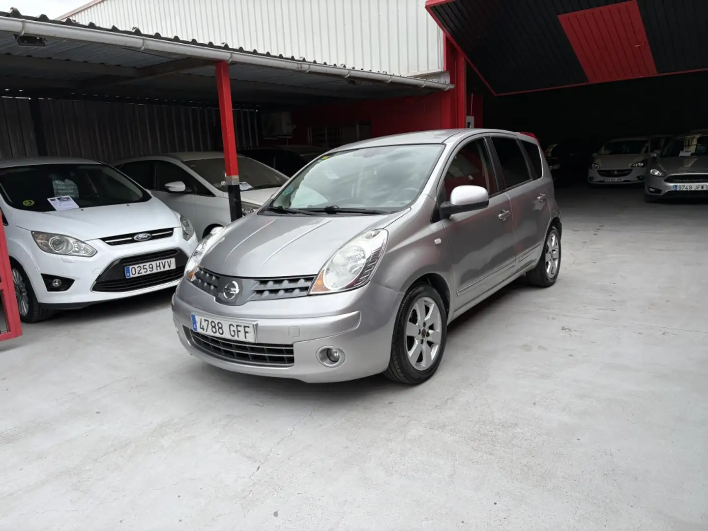 Nissan Note 1.6 Tekna Aut. Beige - 2