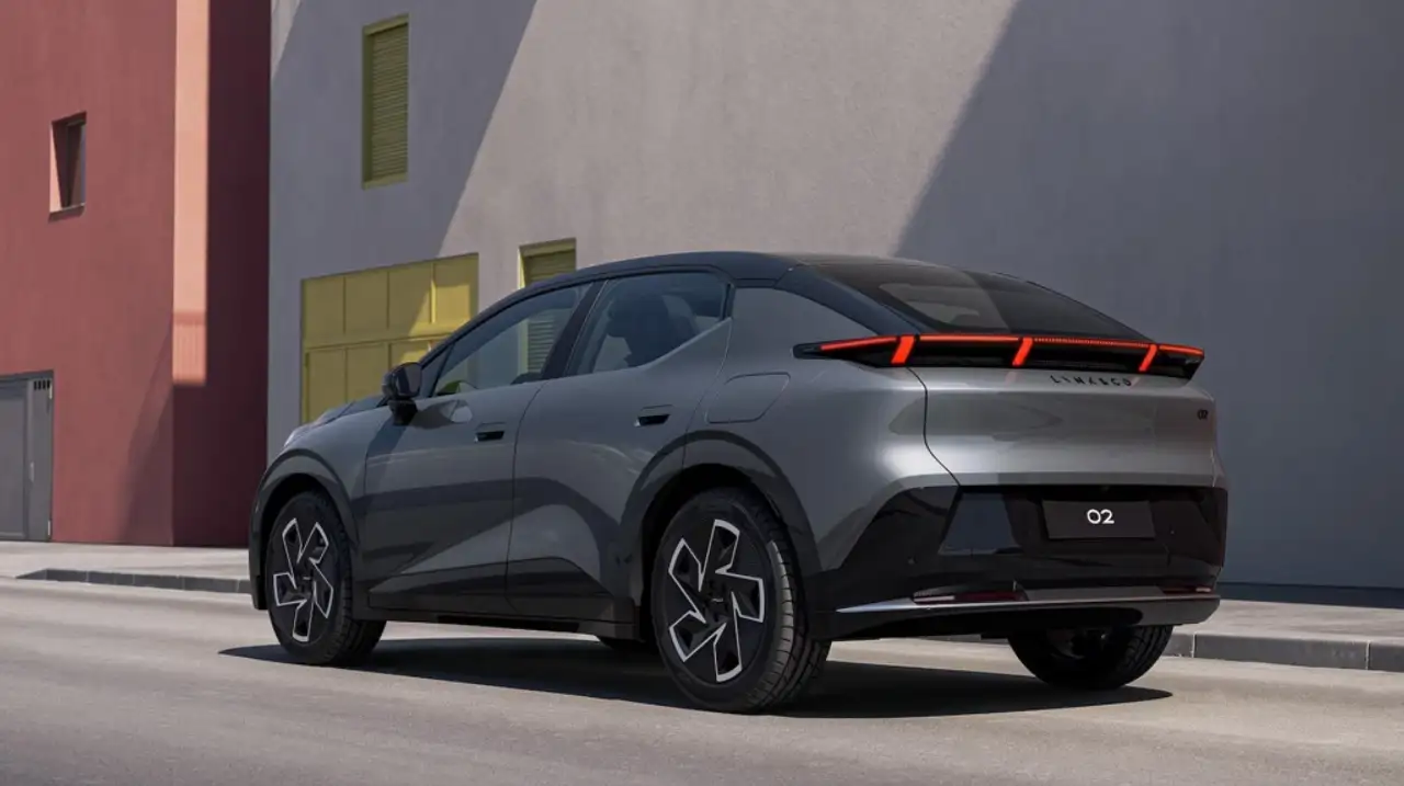 Lynk & Co 02