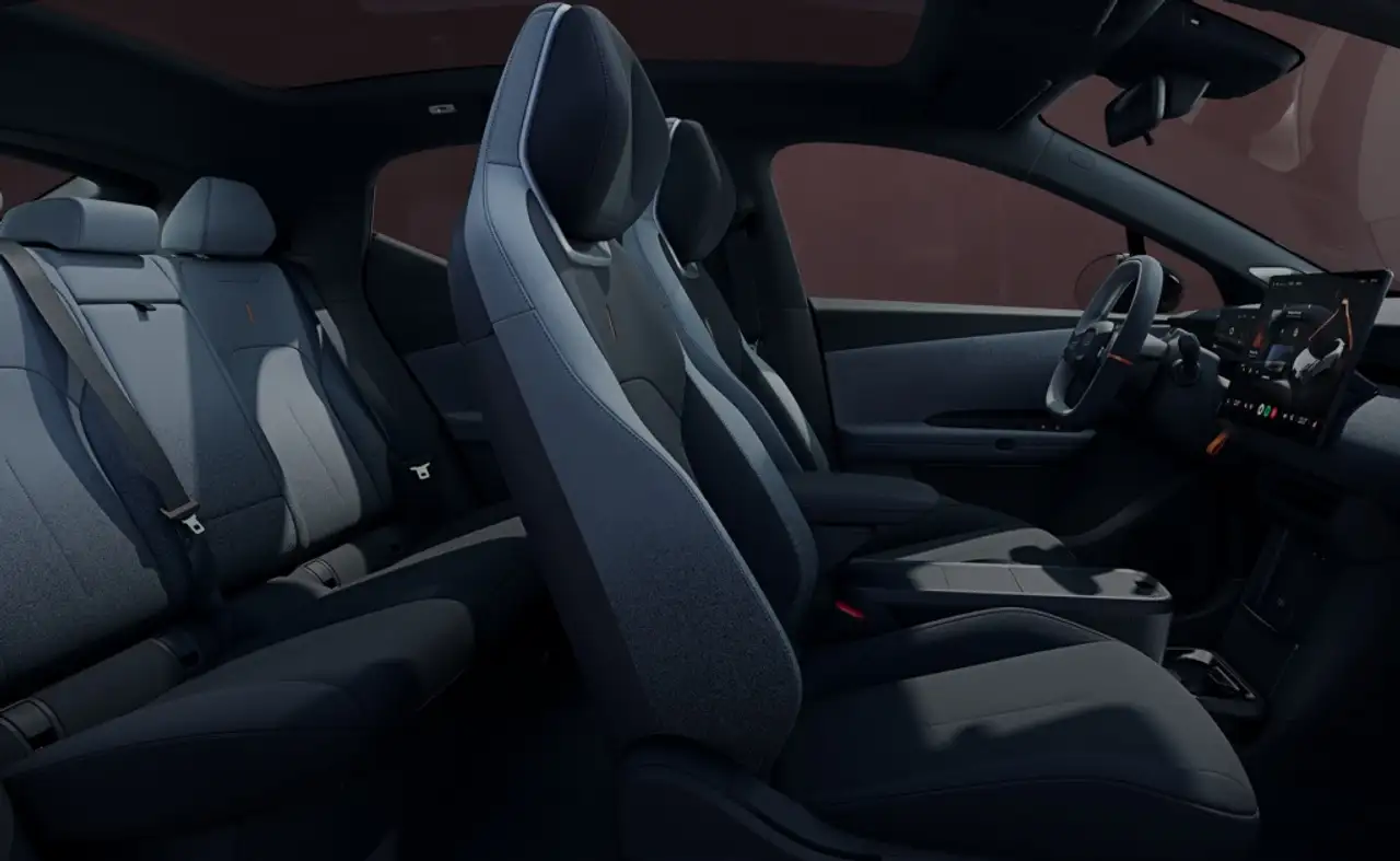 Lynk & Co 02