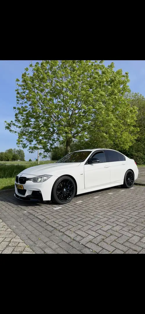 BMW 335 BMW F30 335i Xdrive Wit - 2