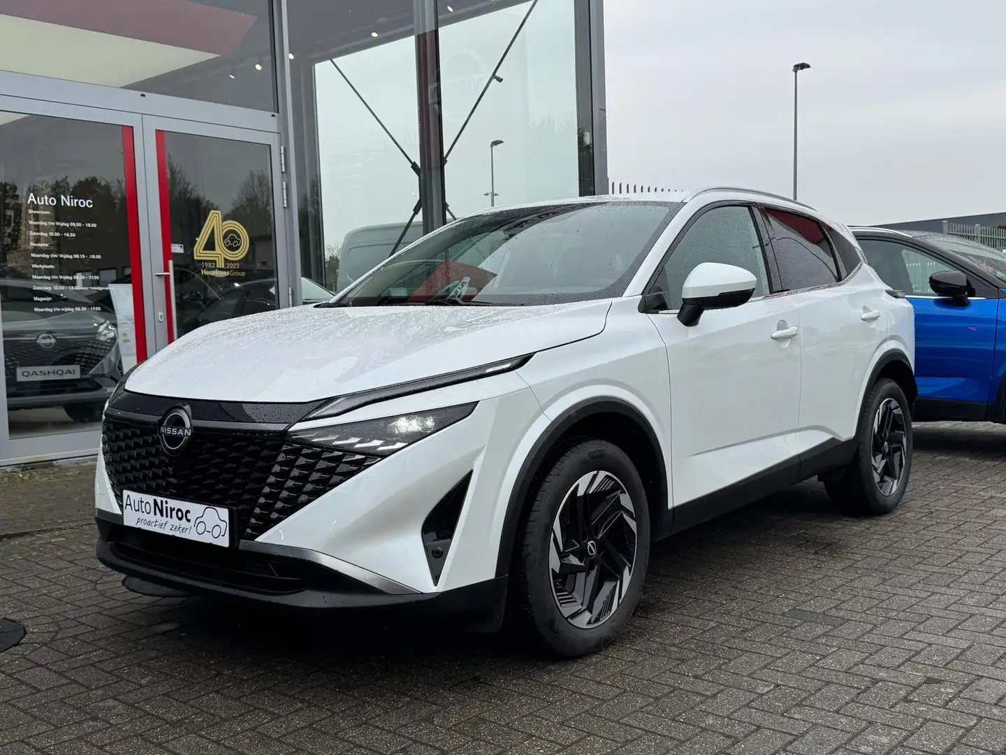 Nissan Qashqai 1.3 MHEV Xtronic N-Connecta | COLD-PACK | 360° CAM Weiß - 2