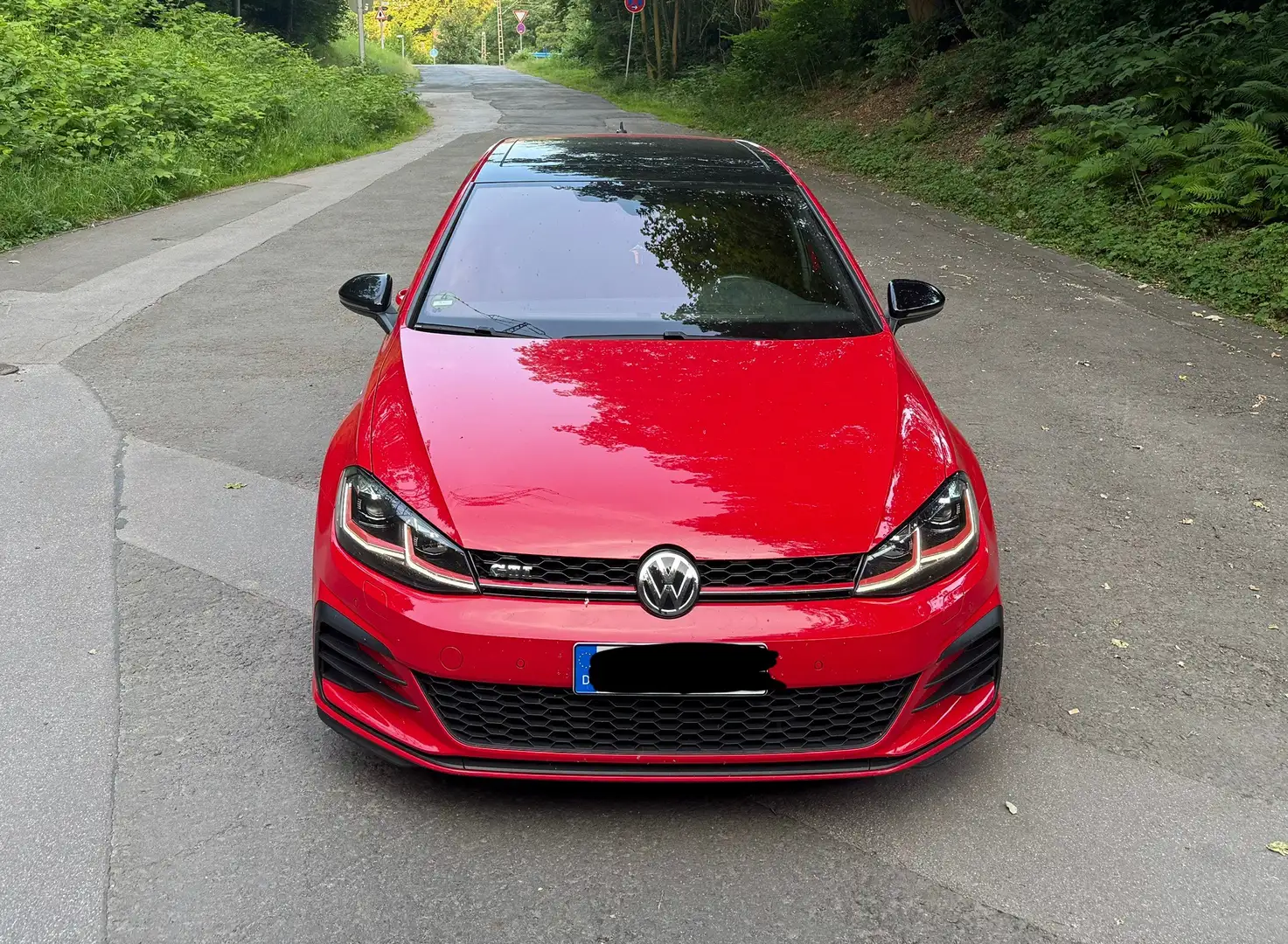 Volkswagen Golf GTI 2.0 TSI mit DSG- Getriebe|Unfallfrei|Top gepflegt Rot - 1