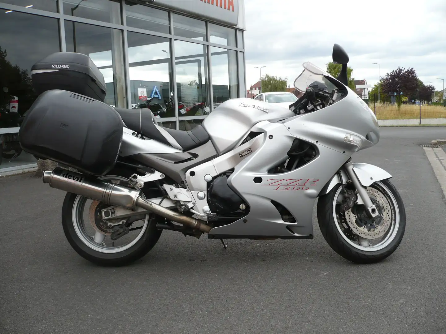 Kawasaki ZZR 1200 Gris - 1