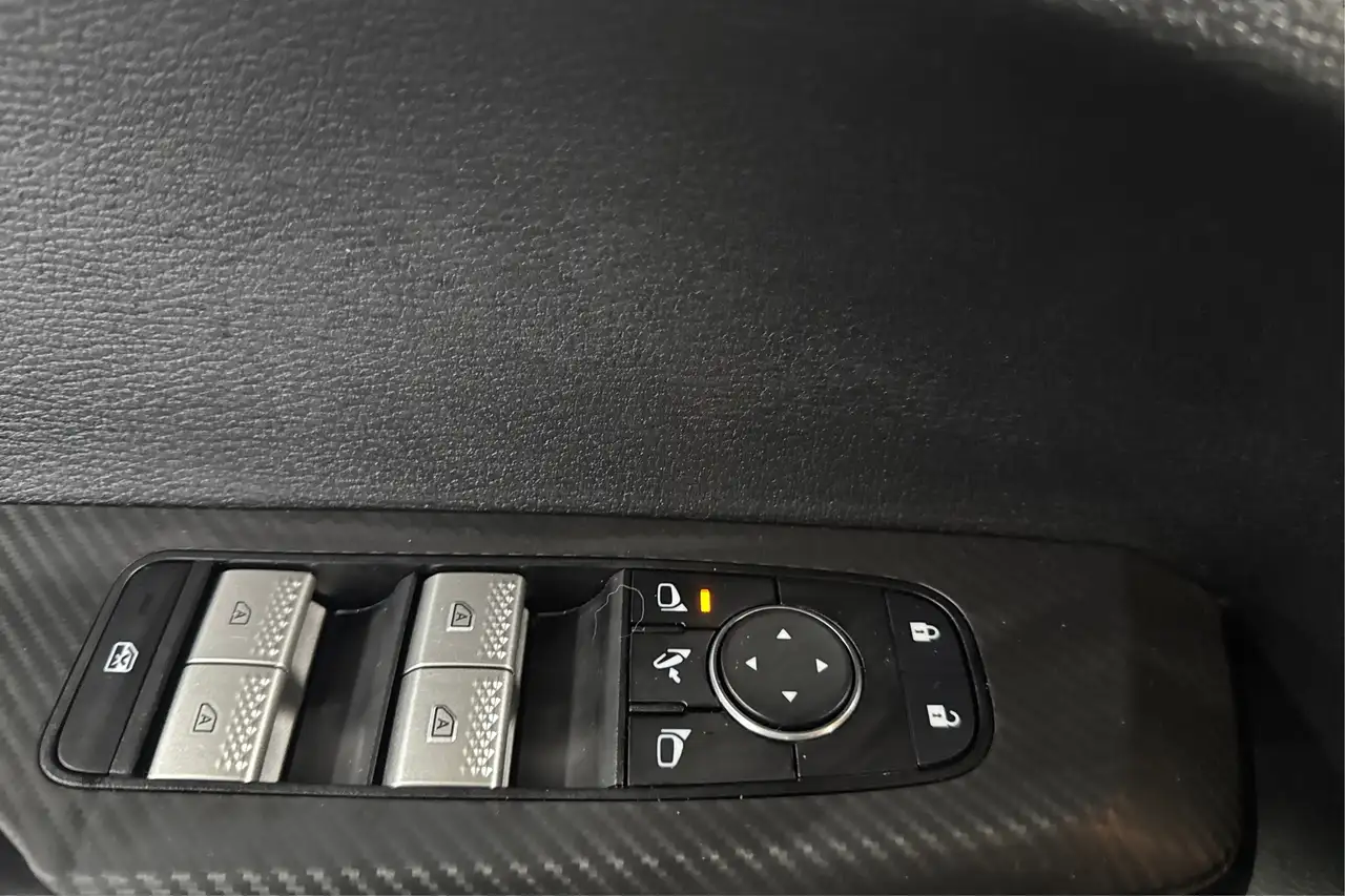 Mitsubishi Outlander снимка Mitsubishi Outlander