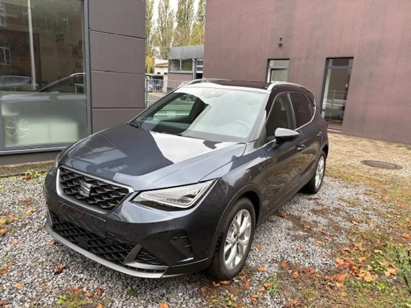 SEAT Arona FR Grau - 1