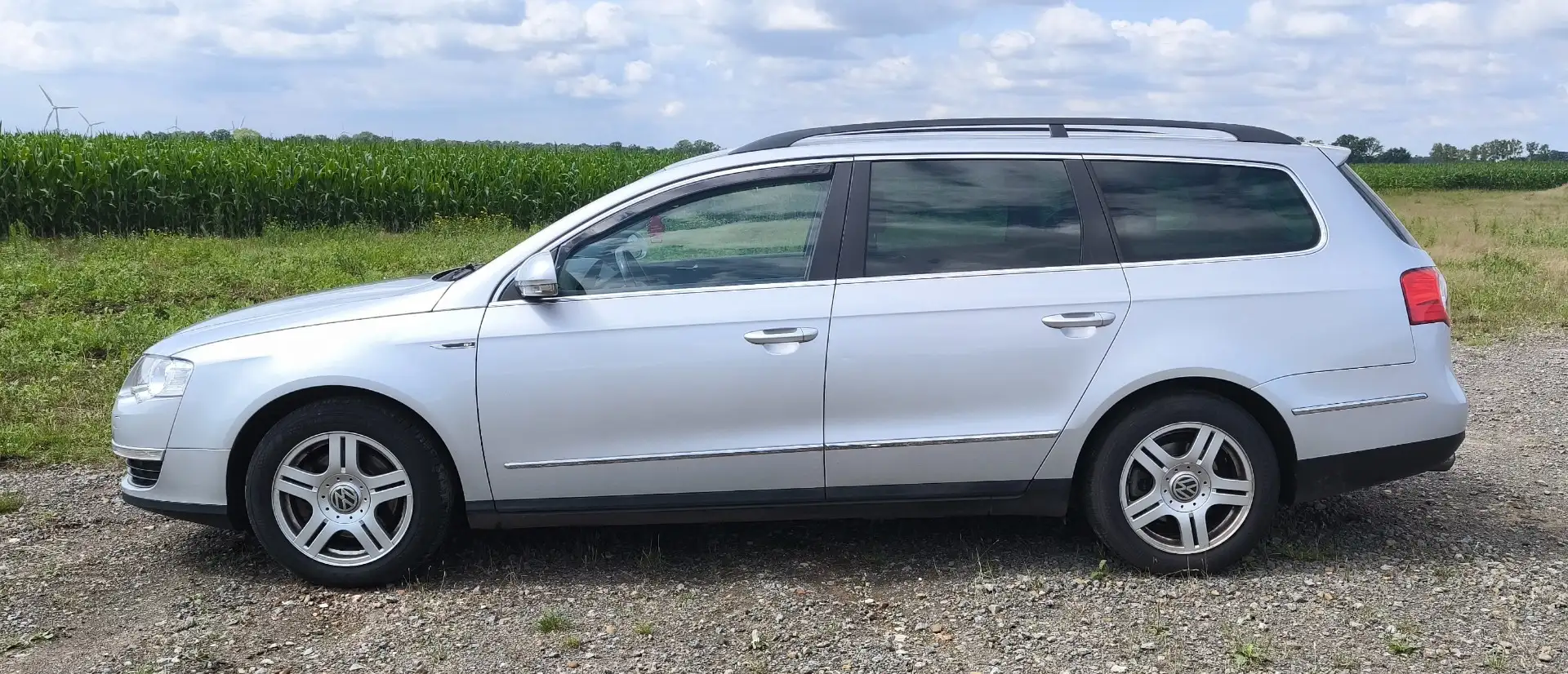 Volkswagen Passat Variant Comfortline Gris - 2