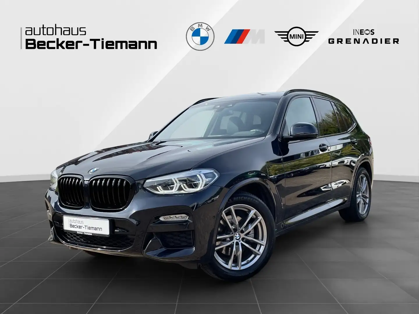 BMW X3 xDrive20i M Sport/AHK/Panorama/Head-Up/Ad.LED Zwart - 1