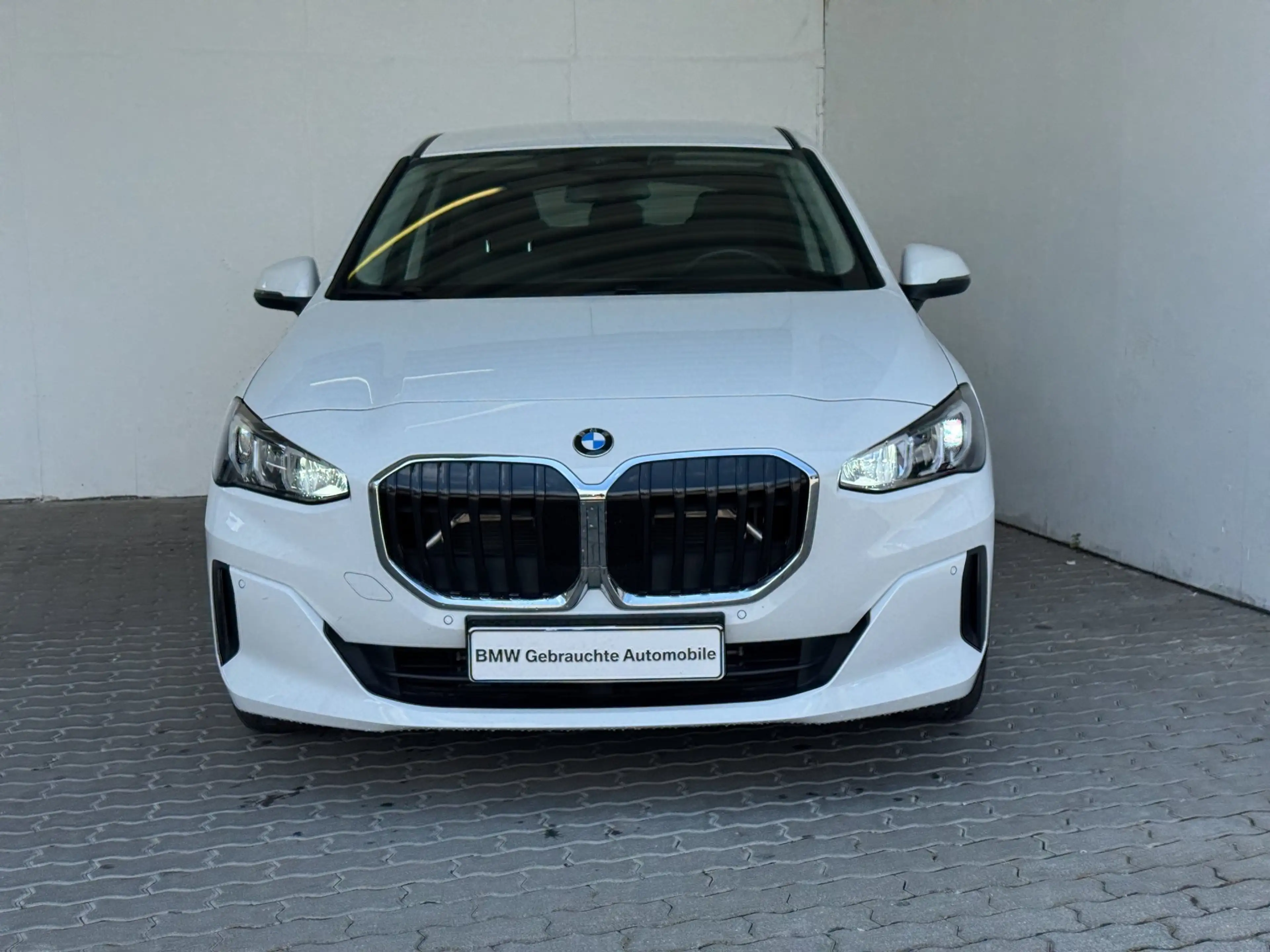 BMW 216 iA Active Tourer NaviProf.DriveAss.AHK.ParkAs — photo 2