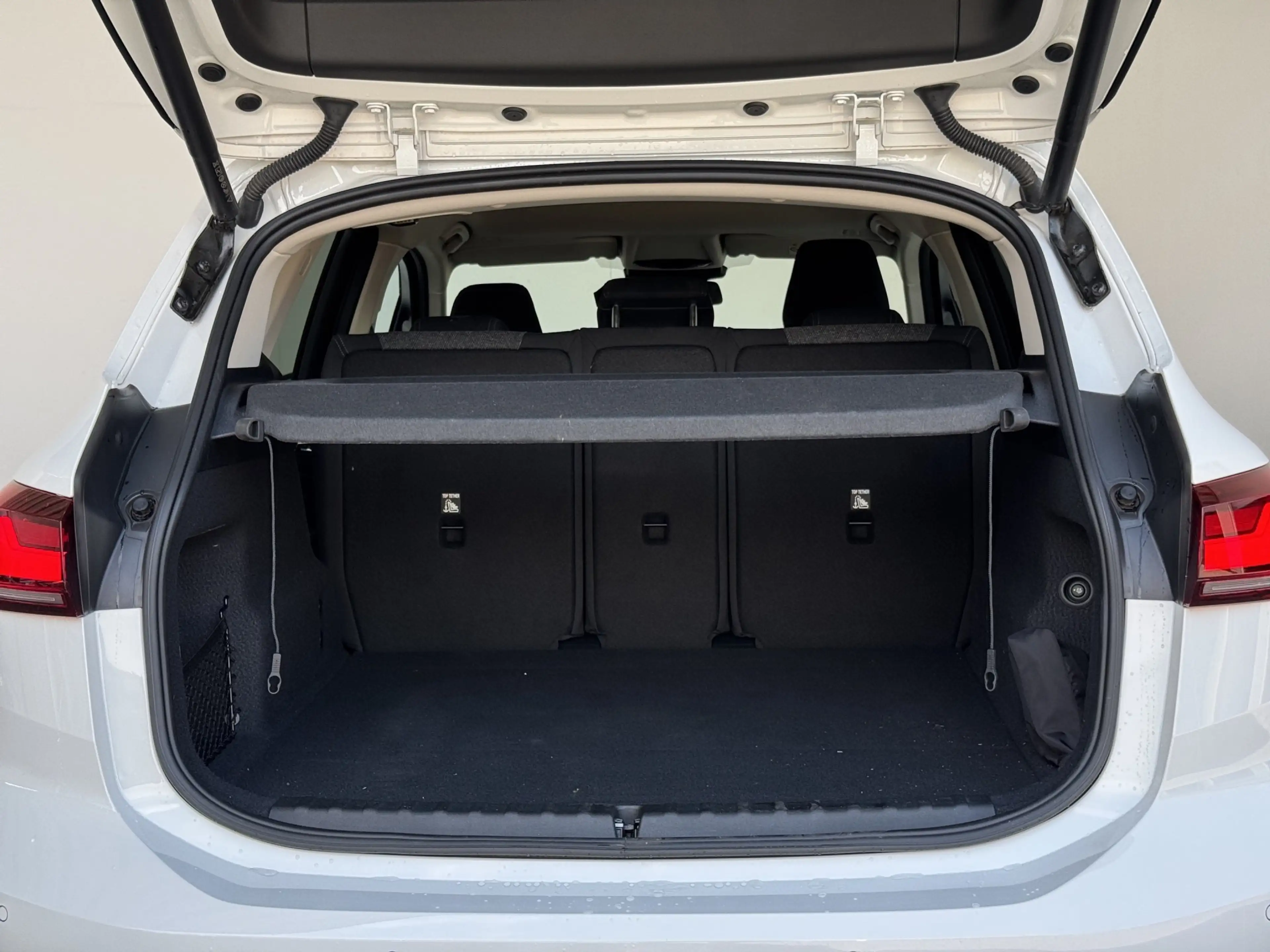 BMW 216 iA Active Tourer NaviProf.DriveAss.AHK.ParkAs — photo 9