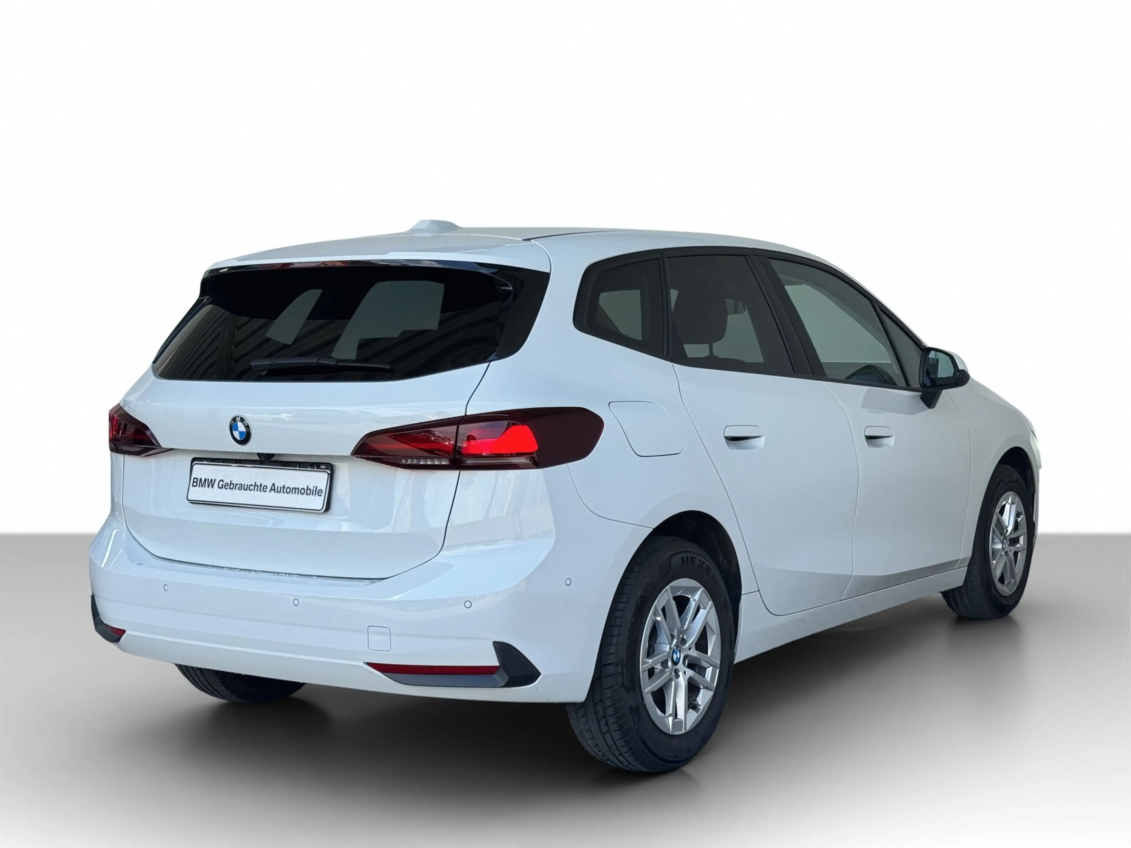 BMW 216 iA Active Tourer NaviProf.DriveAss.AHK.ParkAs — photo 4