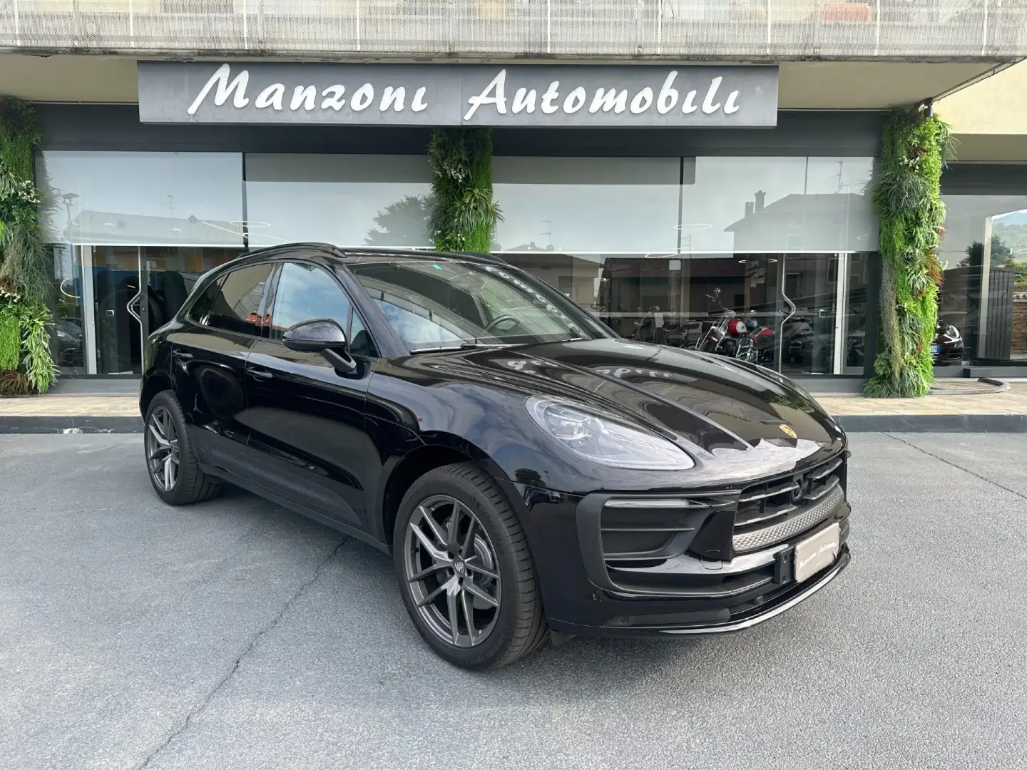 Porsche Macan 2.0 Nero - 1