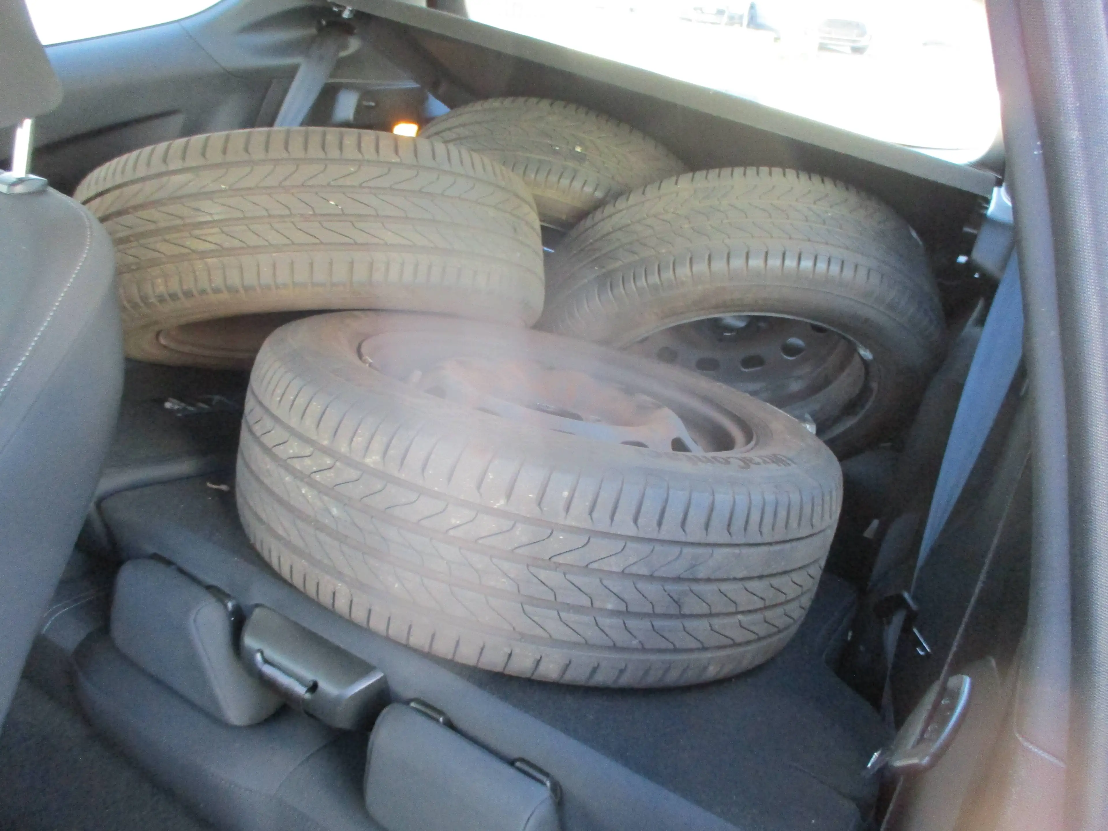 Ford Fiesta Trend — photo 10