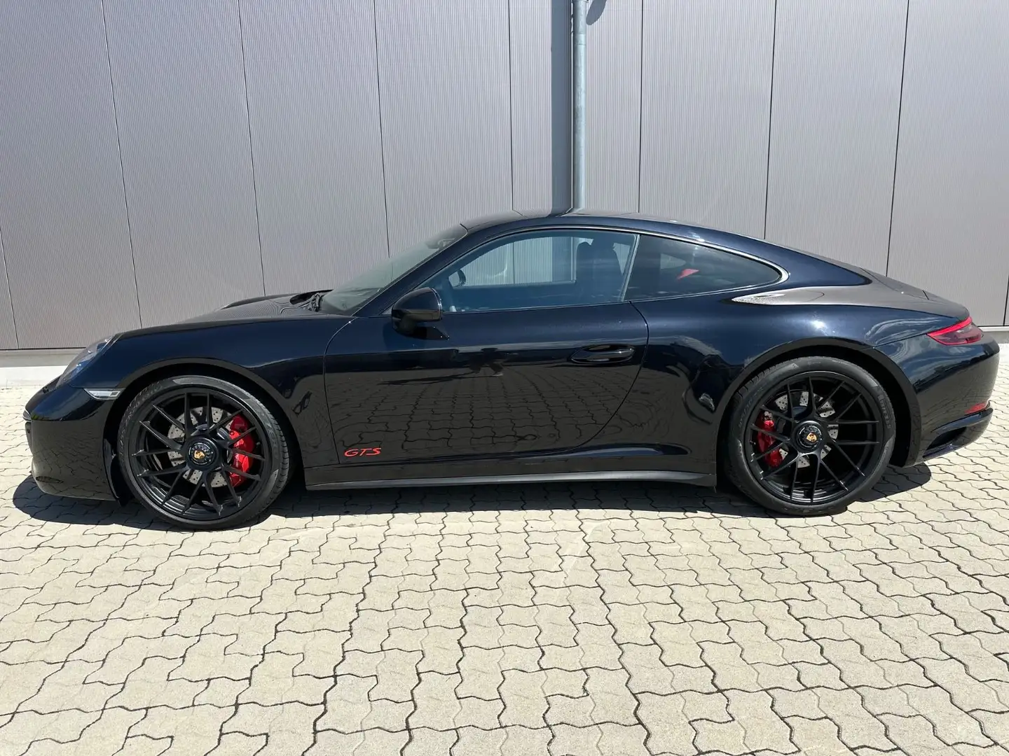 Porsche 991 911 Carrera 4 GTS ! Approved, PDCC, Lift, LED ! Schwarz - 2