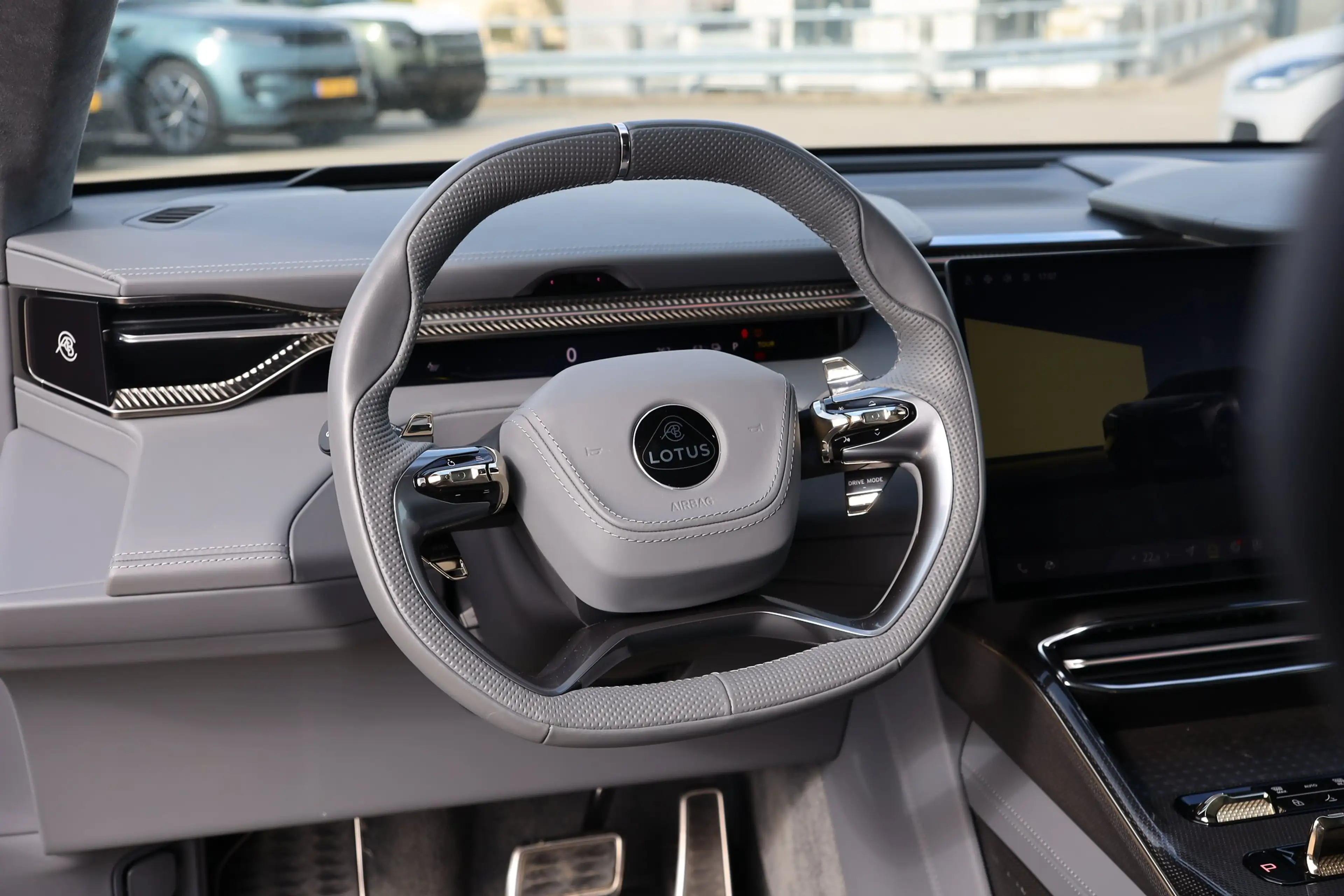 Lotus Eletre R — photo 11