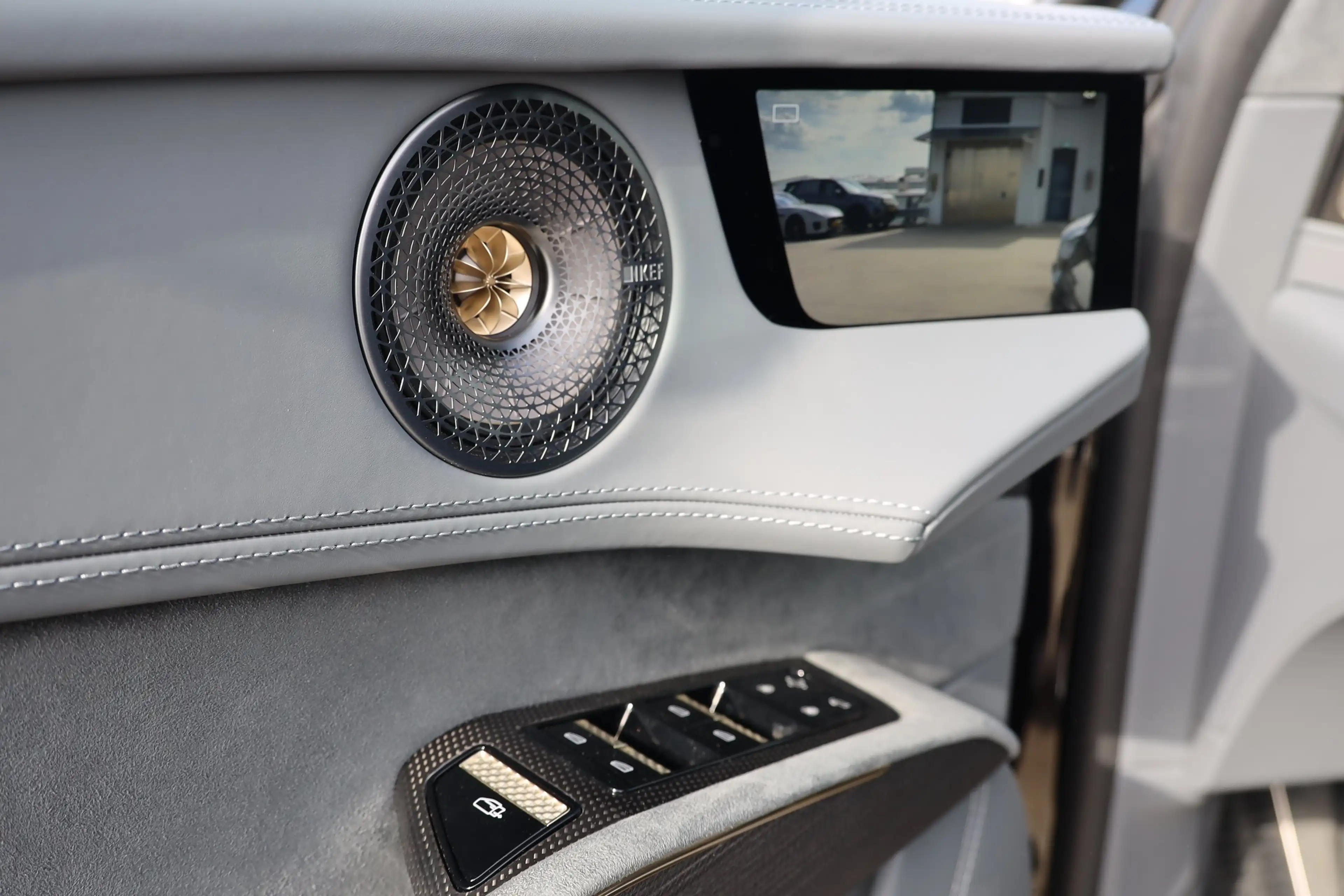 Lotus Eletre R — photo 9