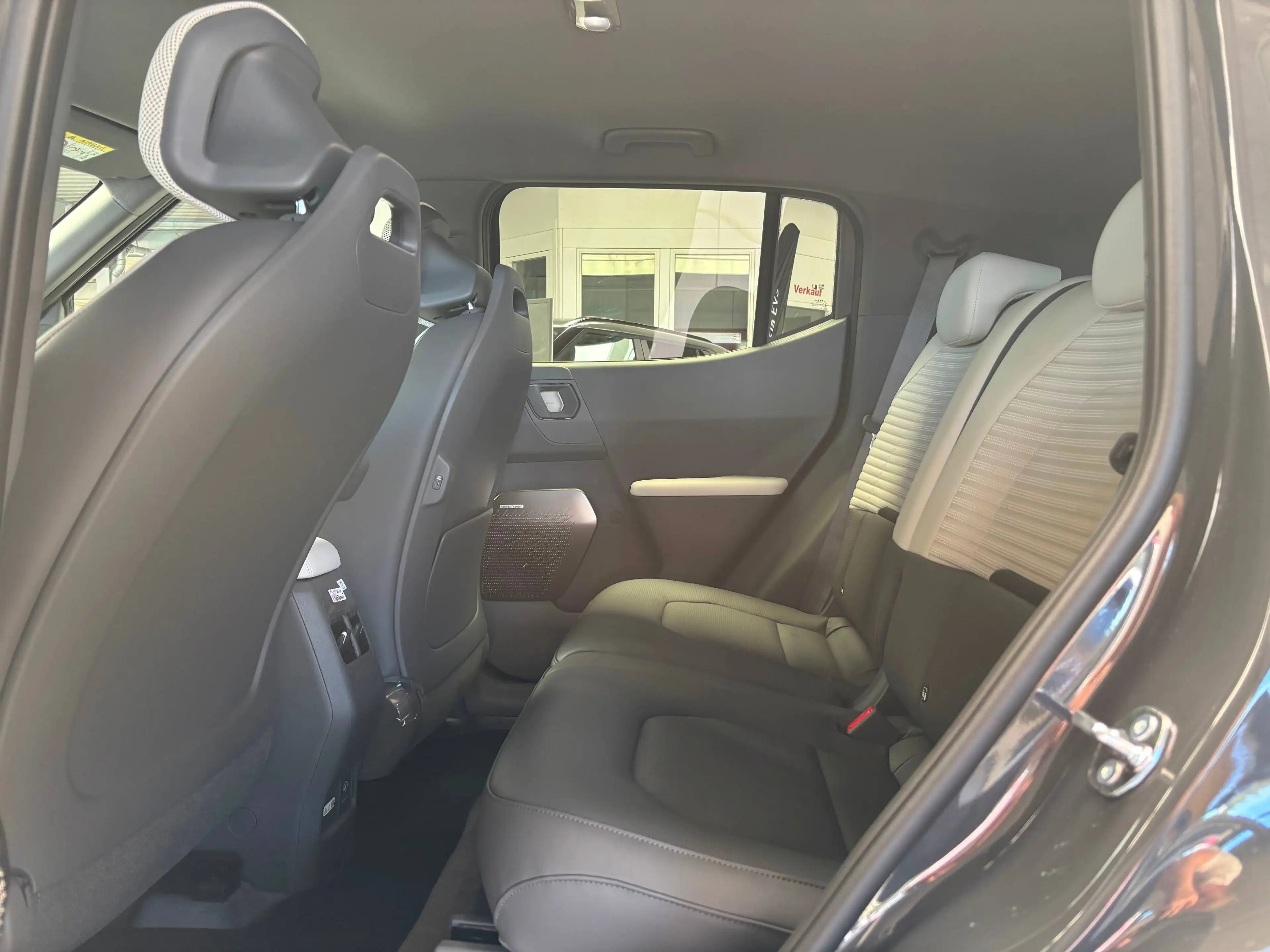 Kia EV2 61-kWh I GT-Line I 4-Sitzer I 360° I Navi I SHZ I SBL I LHZ I Harman/Kardon I — photo 12
