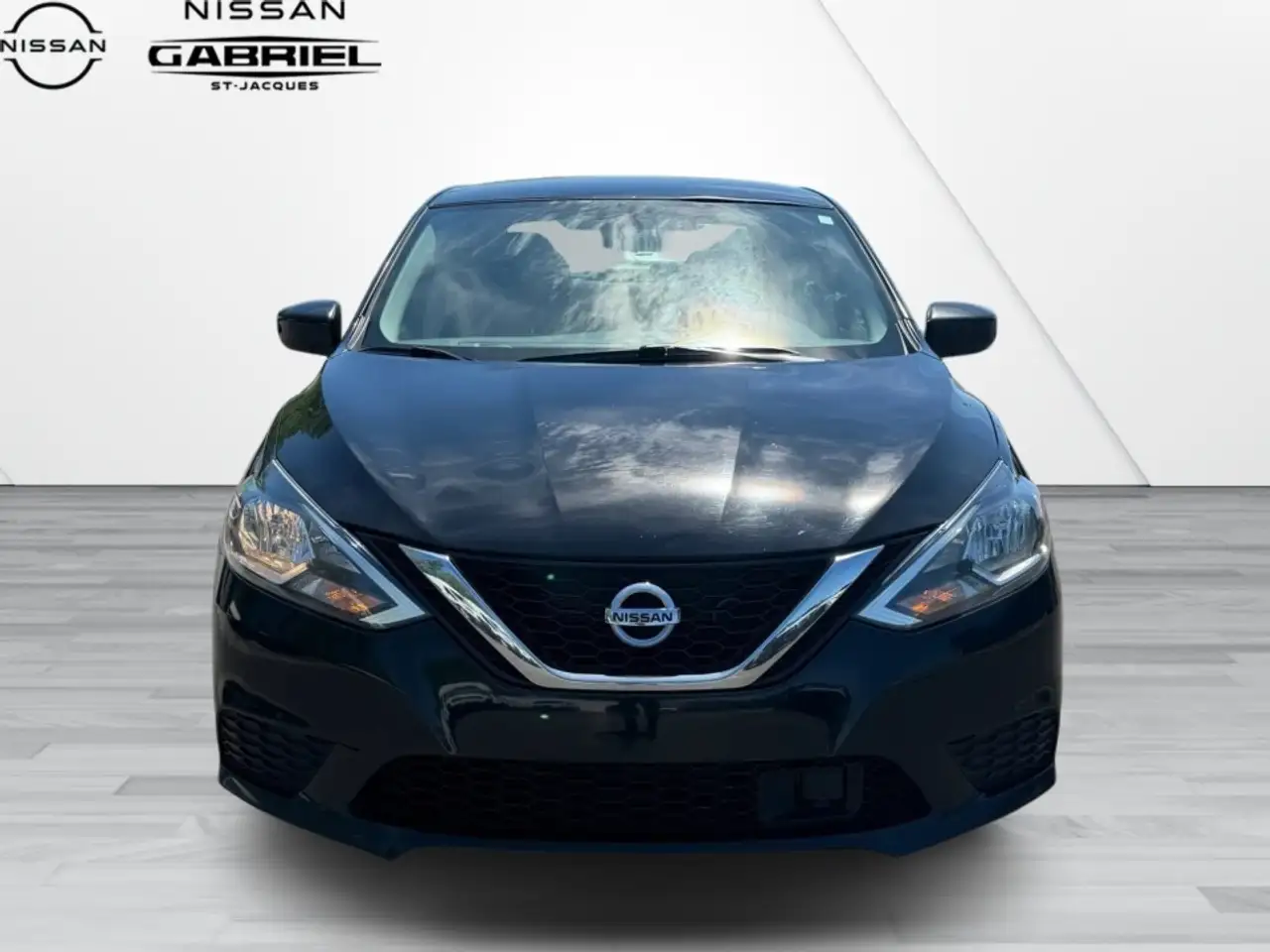 Nissan Sentra fotografie Nissan Sentra