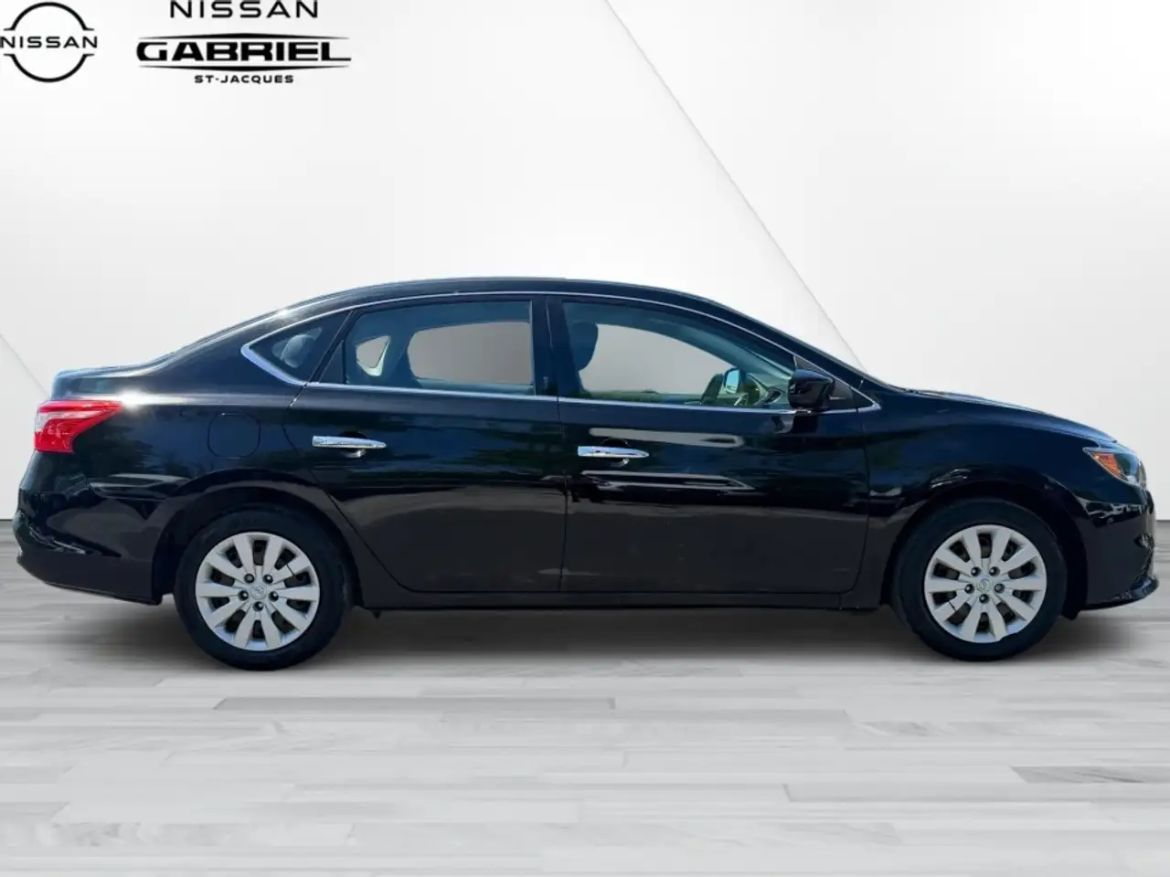Nissan Sentra fotografie Nissan Sentra