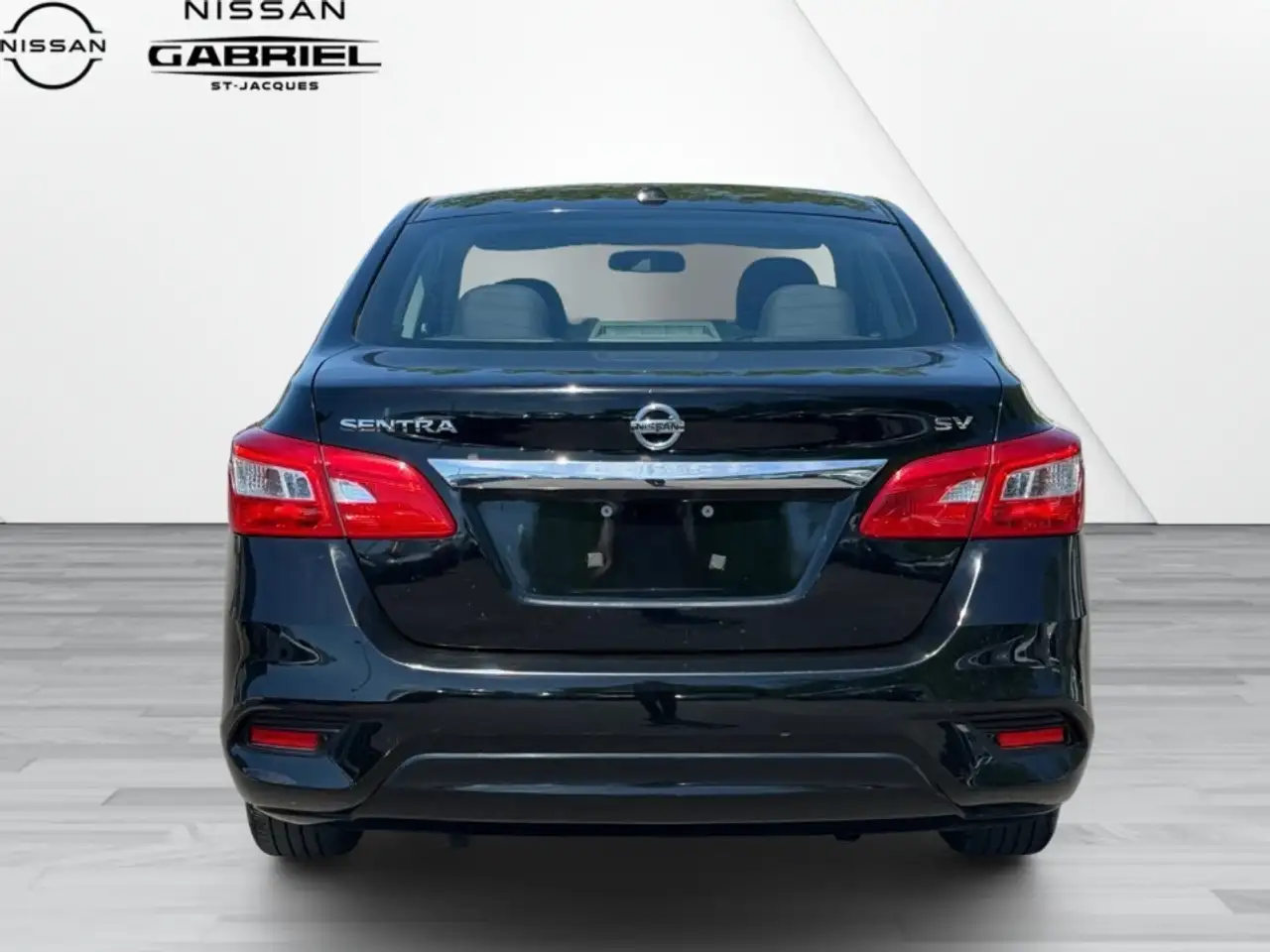 Nissan Sentra fotografie Nissan Sentra