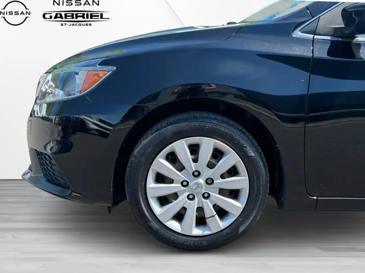 Nissan Sentra fotografie Nissan Sentra