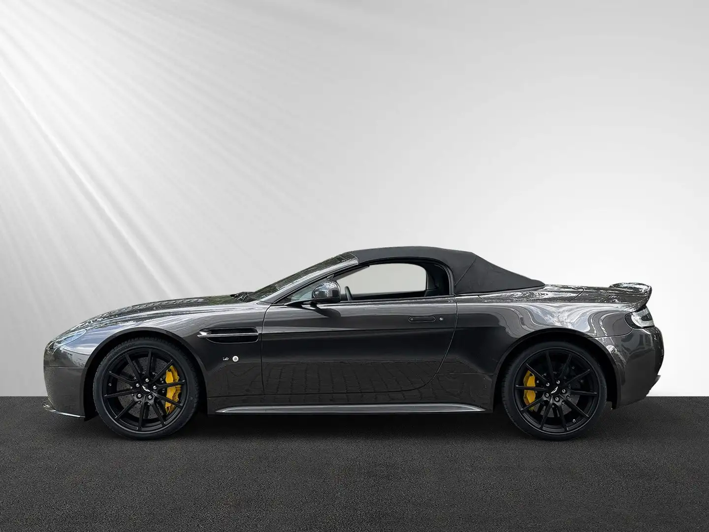 Aston Martin Vantage S Roadster/Deutsch/Kamera/700Watt Grau - 2