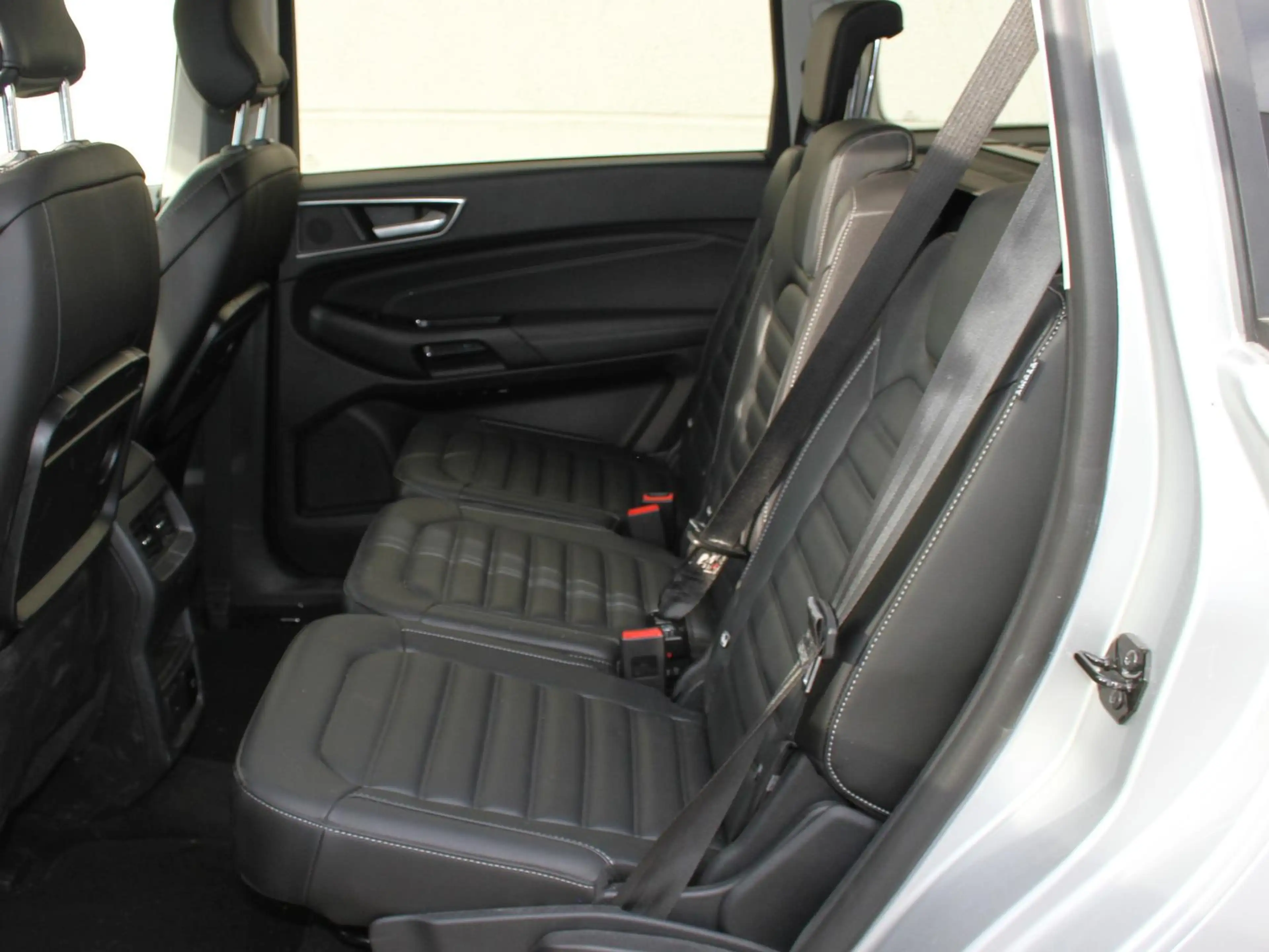 Ford Galaxy 2.0 Titanium Autom. Leder ACC LED 7 Sitze — photo 8