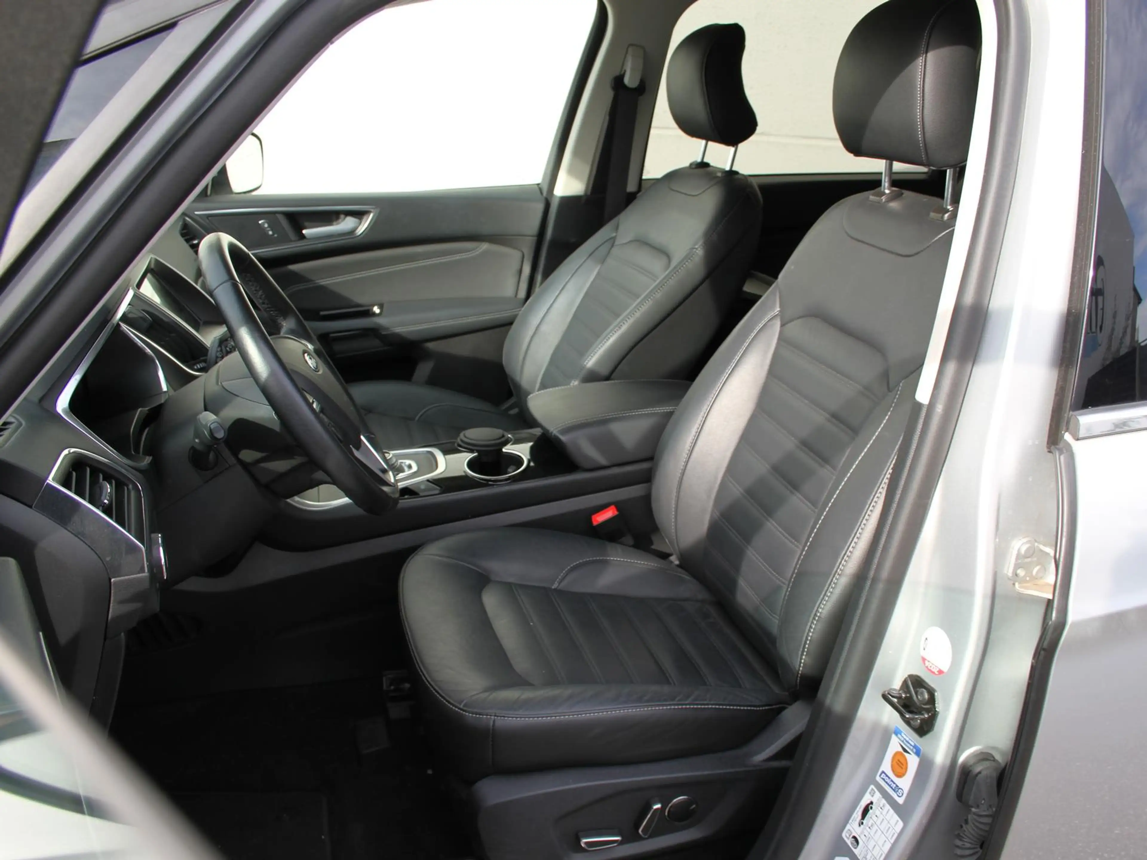 Ford Galaxy 2.0 Titanium Autom. Leder ACC LED 7 Sitze — photo 3