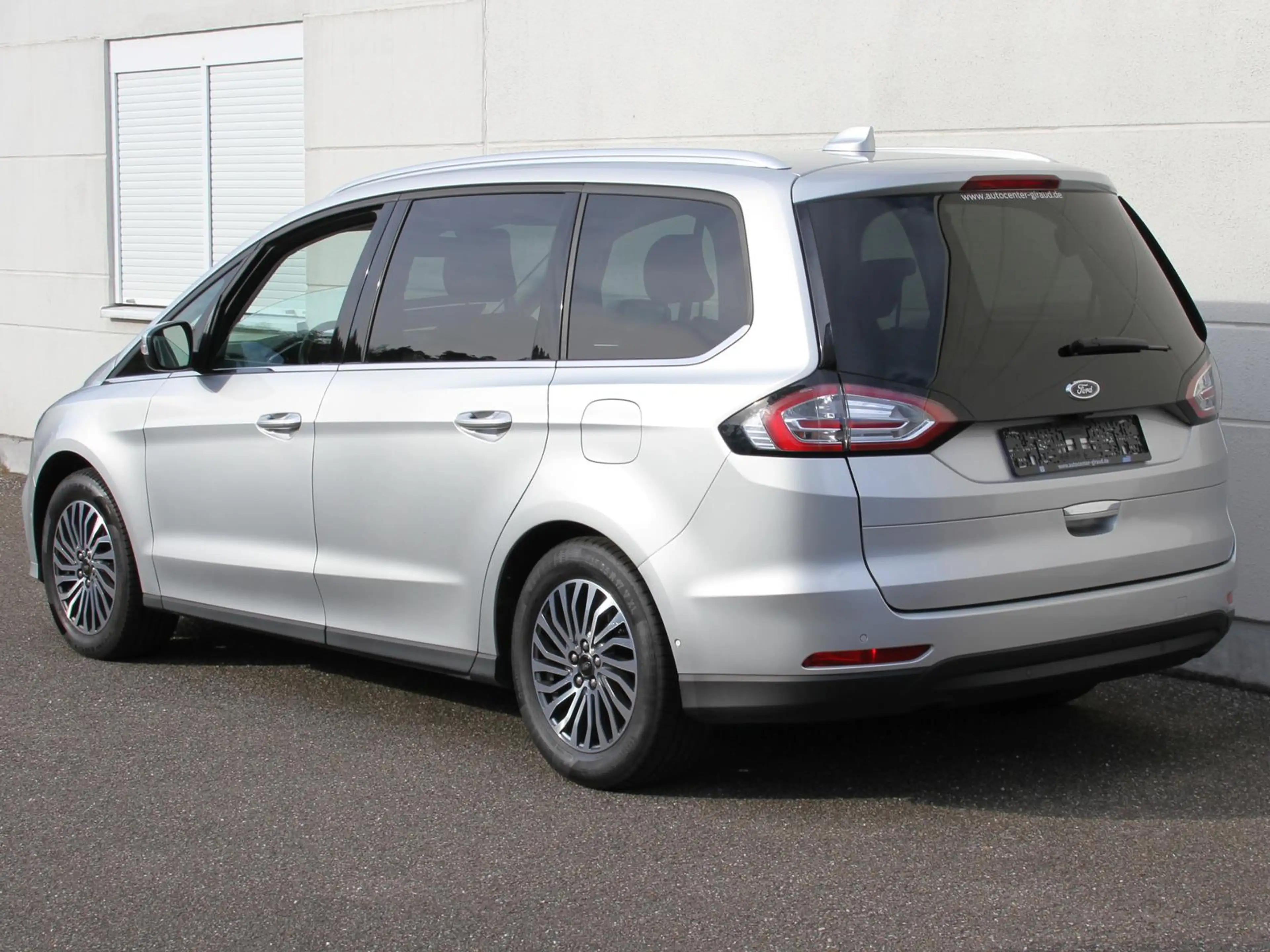 Ford Galaxy 2.0 Titanium Autom. Leder ACC LED 7 Sitze — photo 10