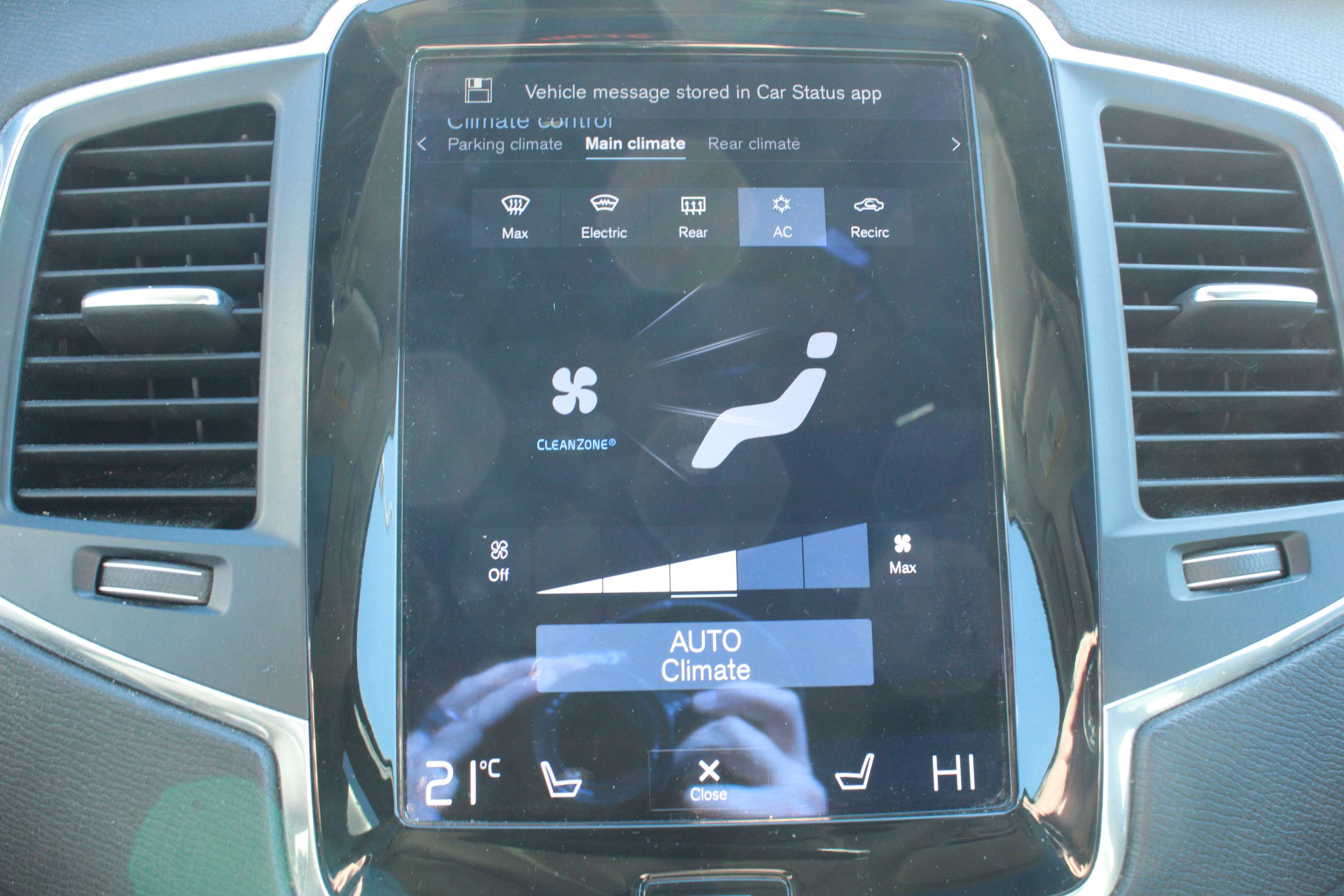2018 Volvo XC90 T6 AWD Momentum, NAVIGATION, MAGS, CUIR, A/C thumb 30