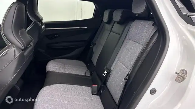 Renault Megane view 13