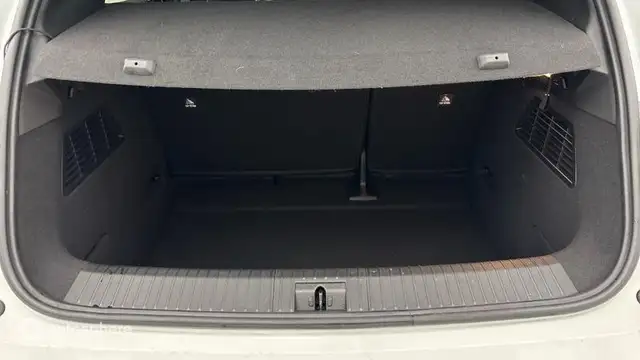 Renault Megane view 14
