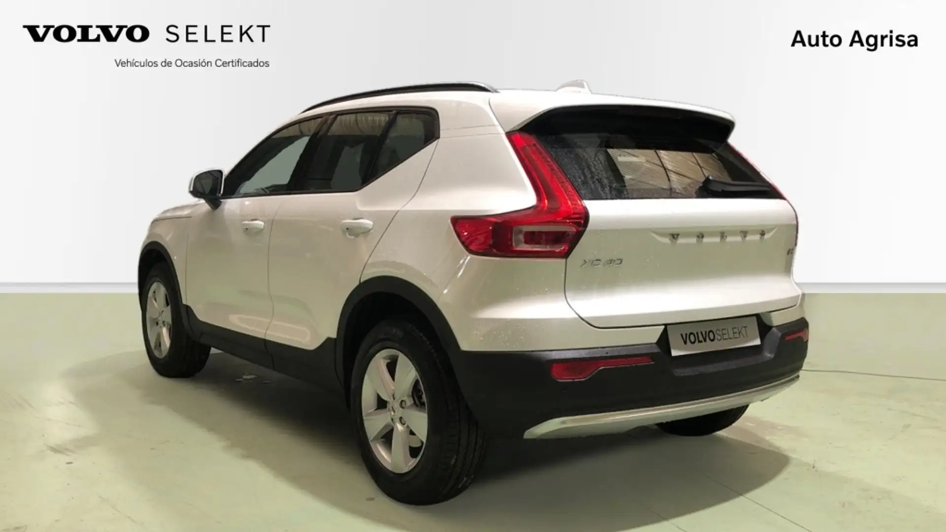 Volvo XC40 B3 Essential Aut. - 2