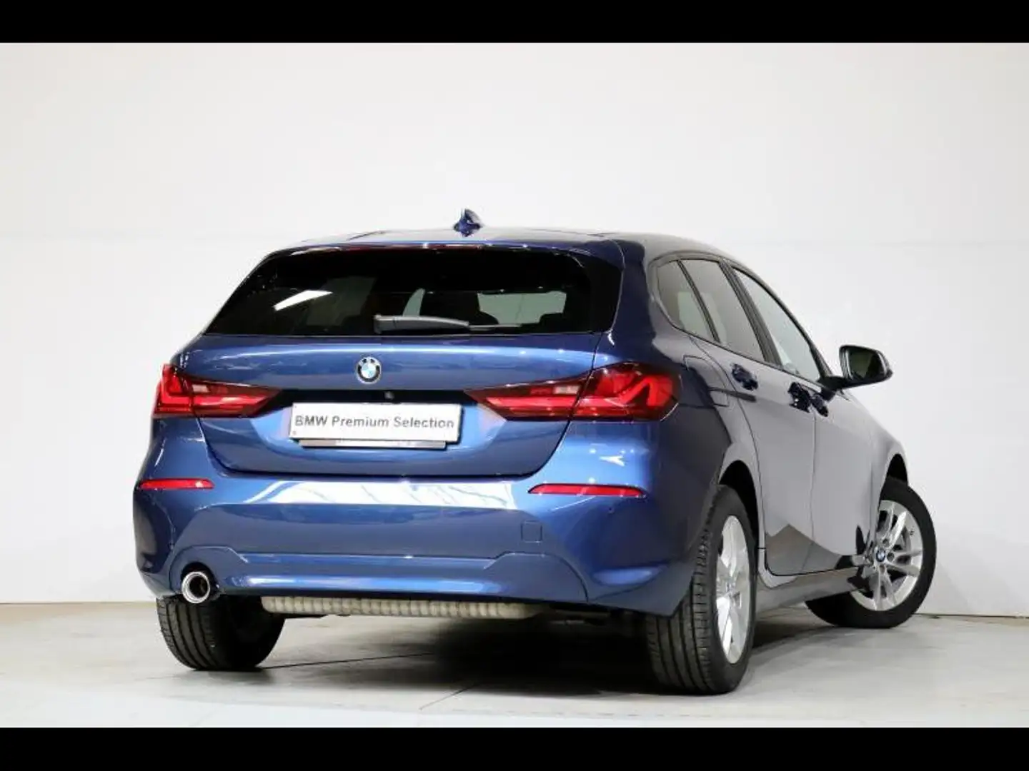 BMW 116 i Hatch Bleu - 2